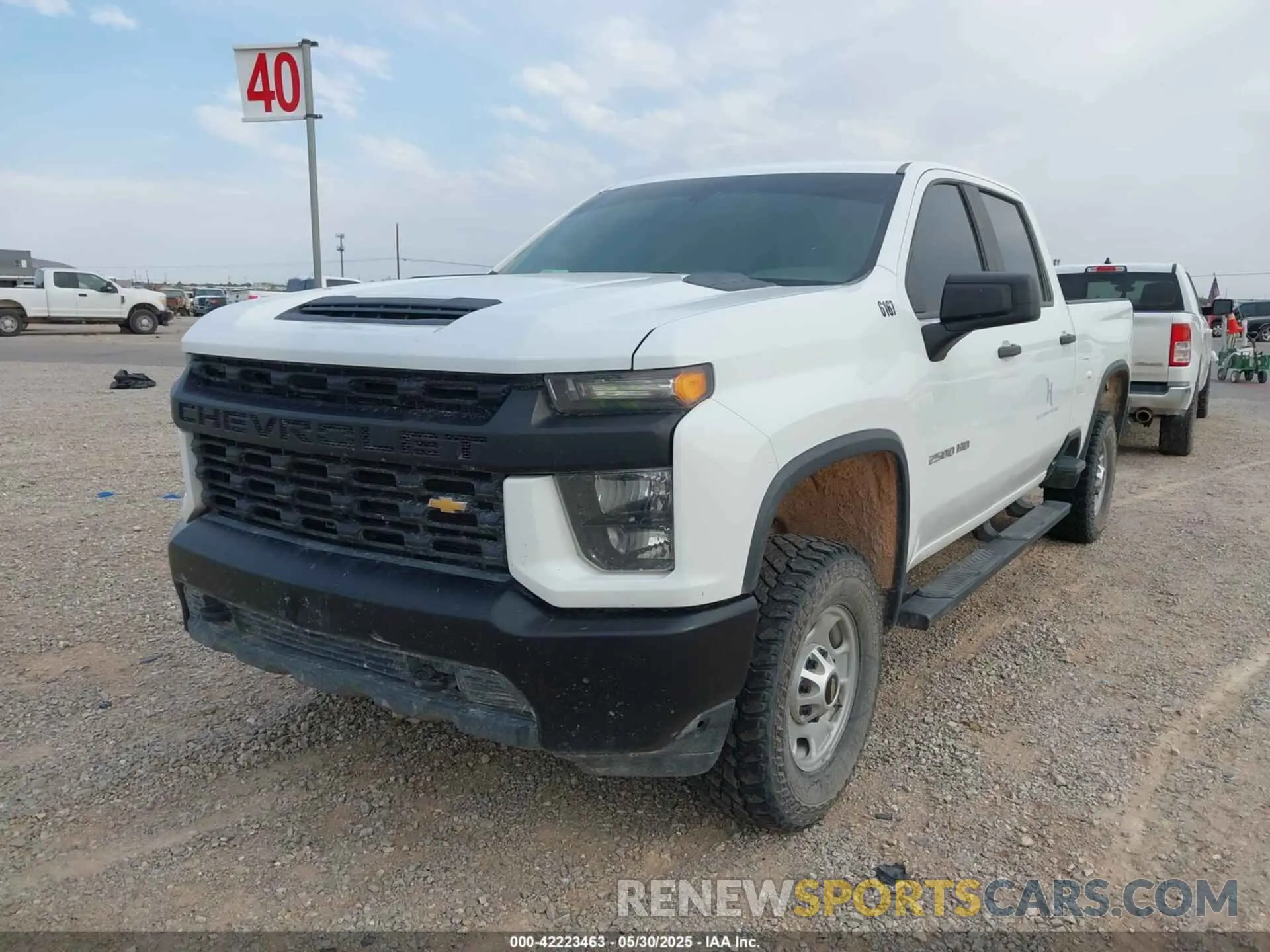 2 Photograph of a damaged car 1GC1YLE77LF196167 CHEVROLET SILVERADO 2500HD 2020
