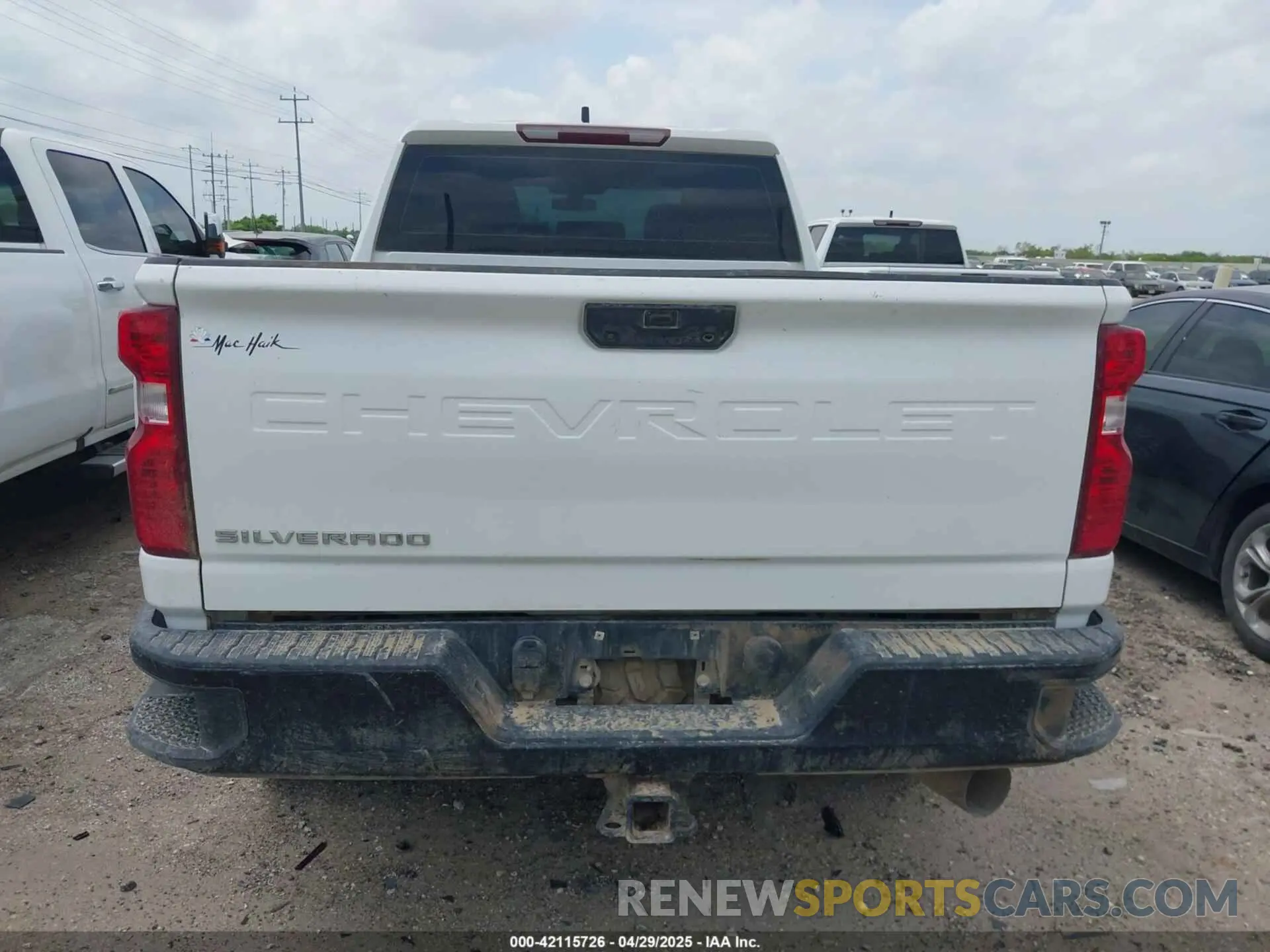 16 Photograph of a damaged car 1GC1YLEY8LF195067 CHEVROLET SILVERADO 2500HD 2020