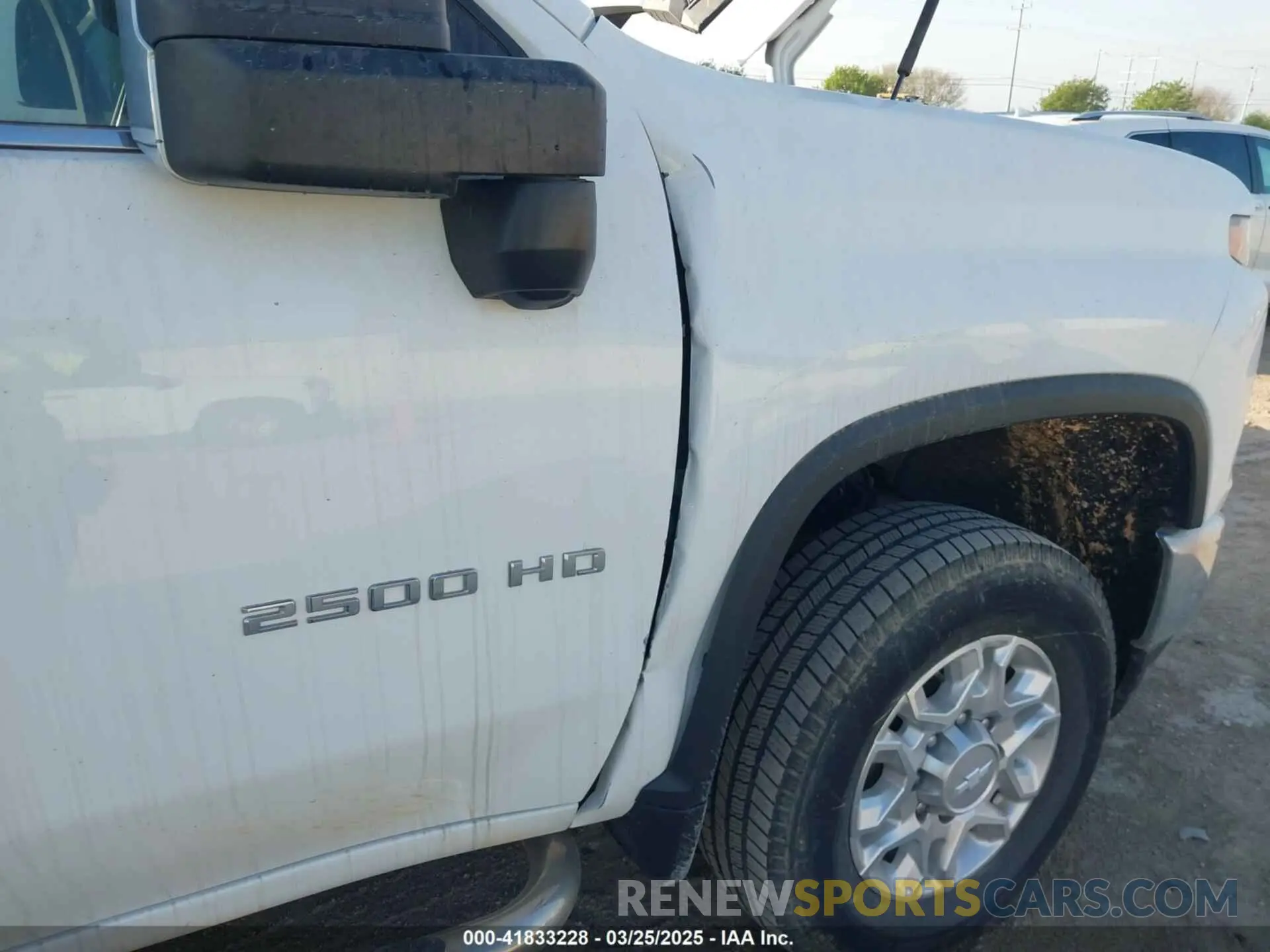 6 Photograph of a damaged car 1GC1YPEY2LF185948 CHEVROLET SILVERADO 2500HD 2020