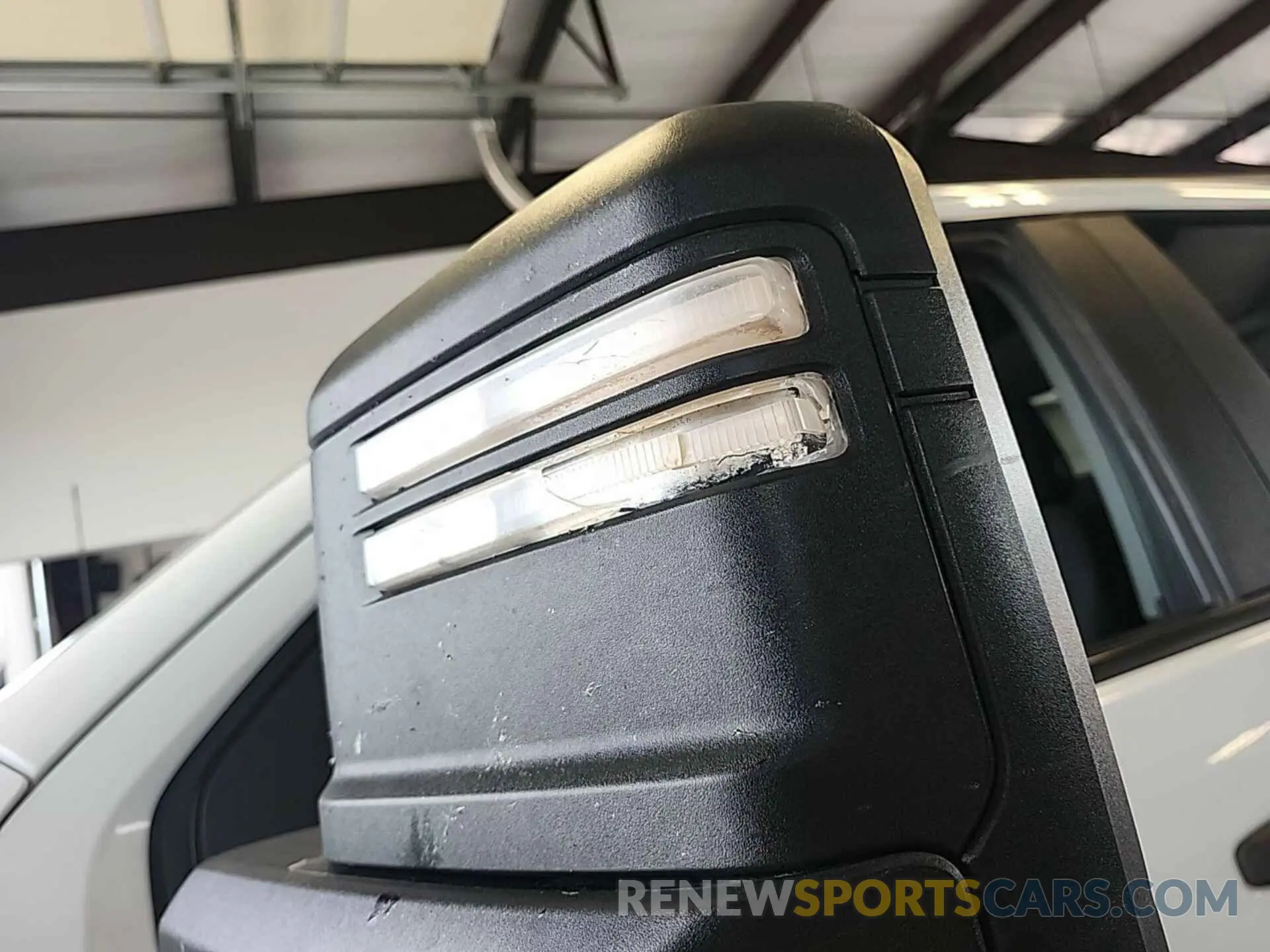 9 Photograph of a damaged car 1GC2YLE70LF250803 CHEVROLET SILVERADO 2500HD 2020