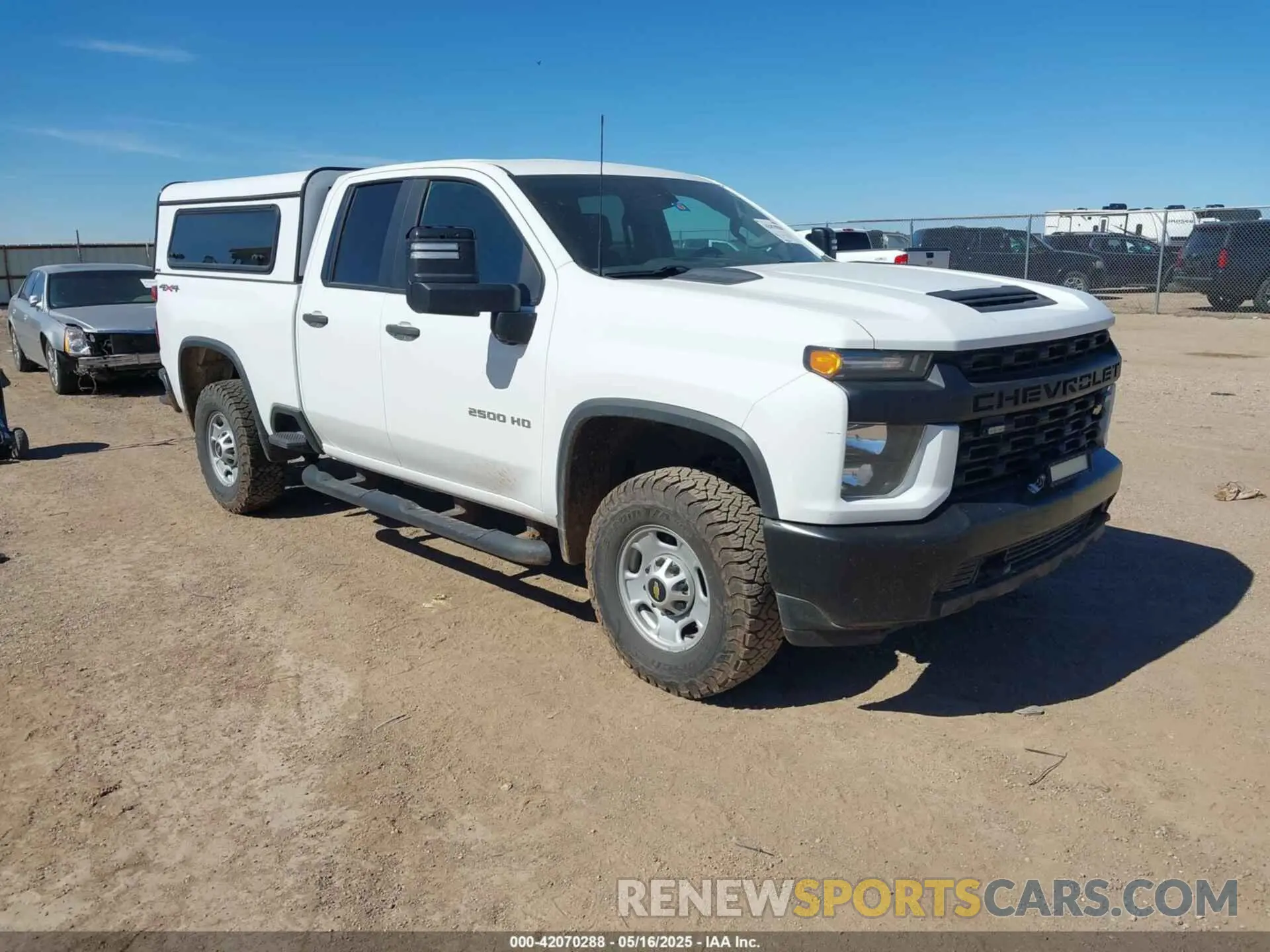 1 Photograph of a damaged car 1GC2YLE71LF266041 CHEVROLET SILVERADO 2500HD 2020