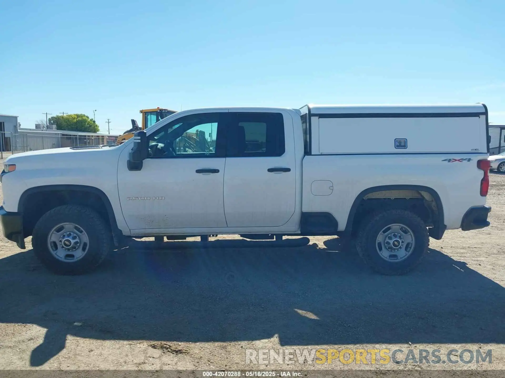 14 Photograph of a damaged car 1GC2YLE71LF266041 CHEVROLET SILVERADO 2500HD 2020