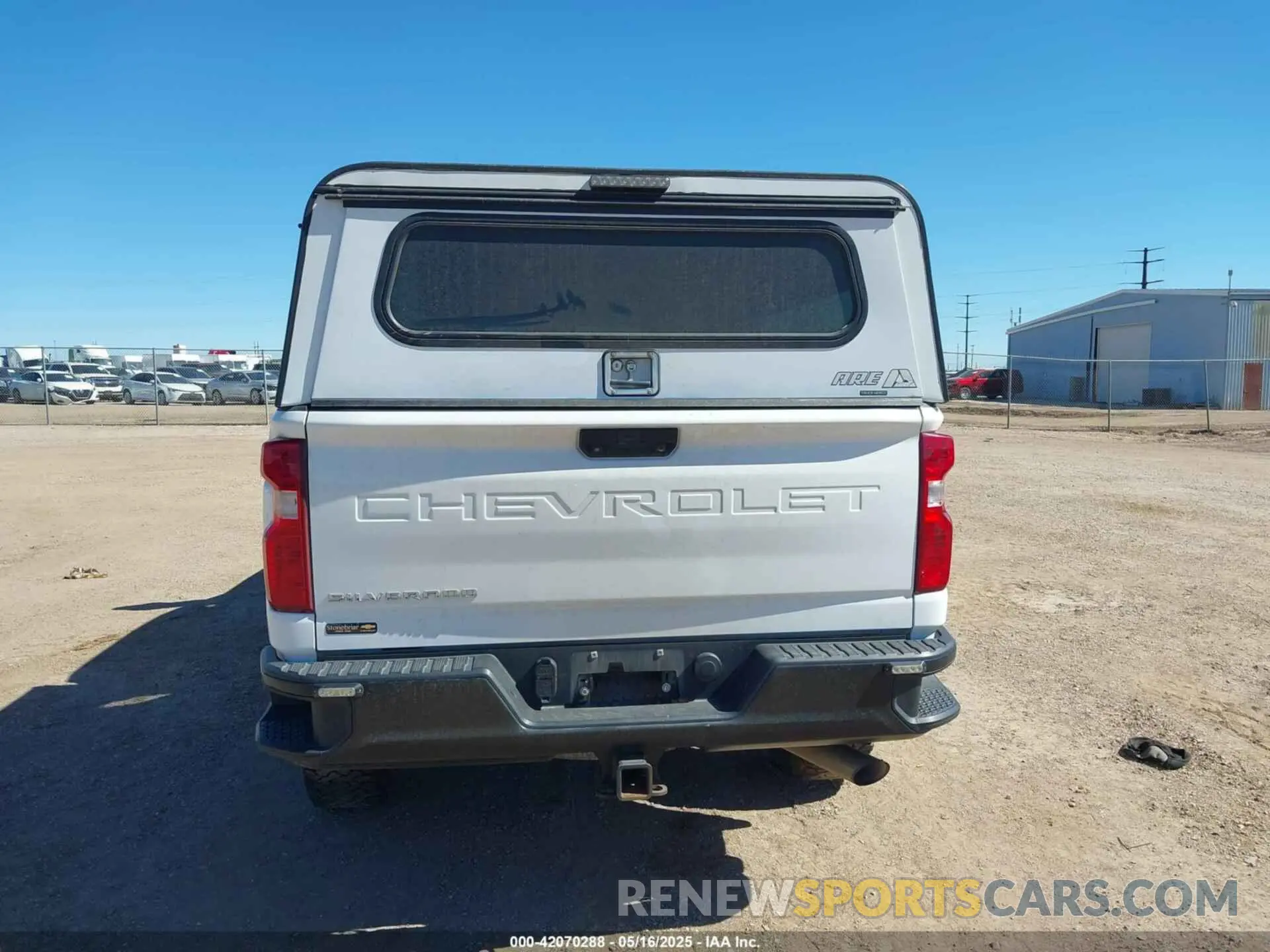 16 Photograph of a damaged car 1GC2YLE71LF266041 CHEVROLET SILVERADO 2500HD 2020