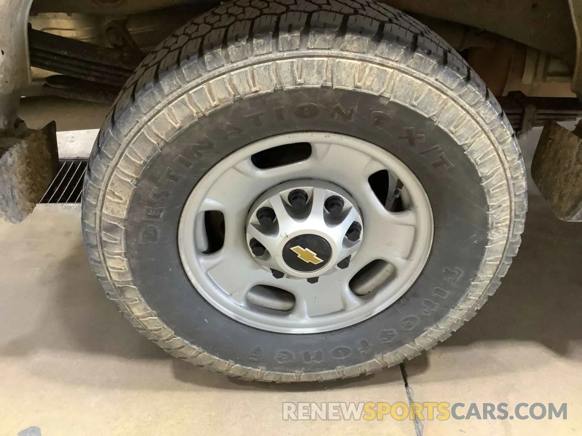 12 Photograph of a damaged car 1GC2YLE76LF264348 CHEVROLET SILVERADO 2500HD 2020