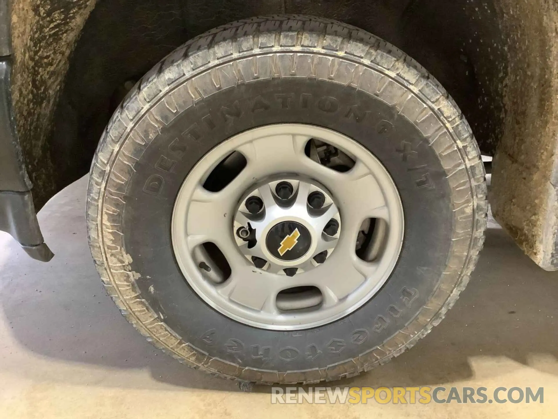 21 Photograph of a damaged car 1GC2YLE76LF264348 CHEVROLET SILVERADO 2500HD 2020