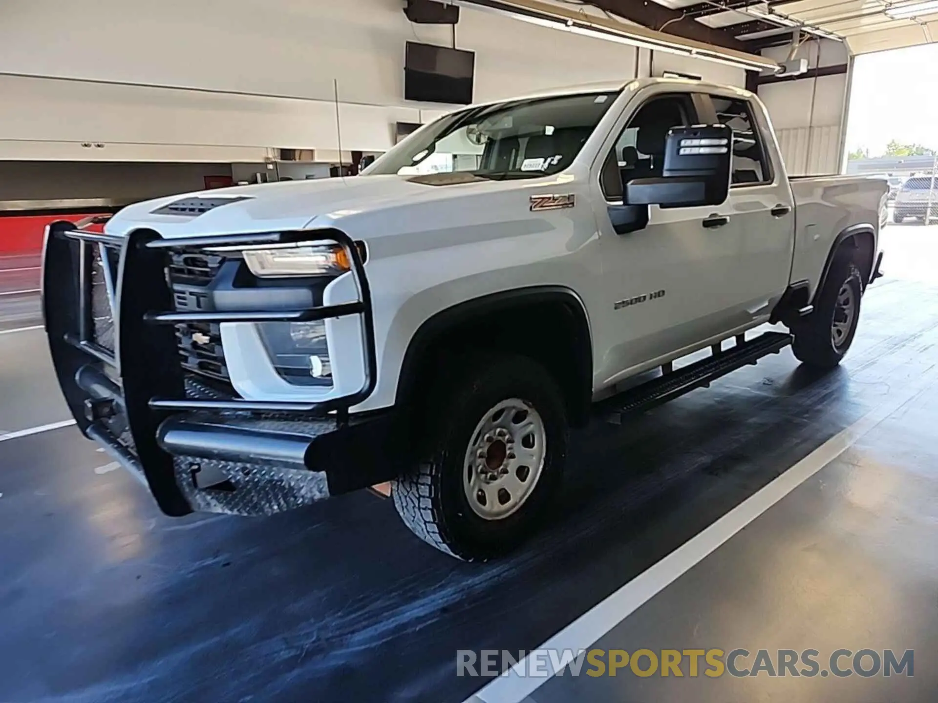 15 Photograph of a damaged car 1GC2YLE7XLF250856 CHEVROLET SILVERADO 2500HD 2020
