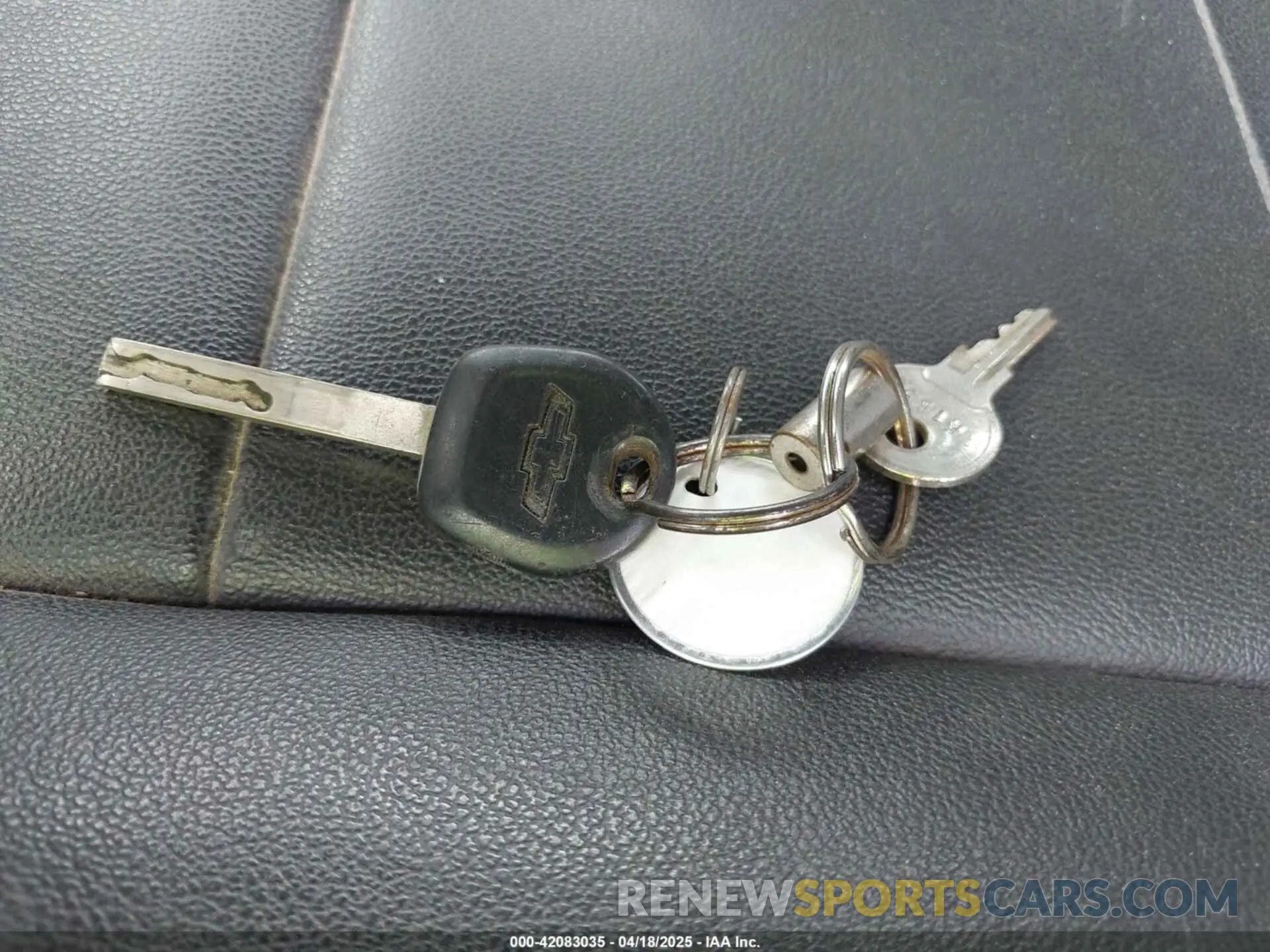 10 Photograph of a damaged car 1GC4WLE78LF155064 CHEVROLET SILVERADO 2500HD 2020