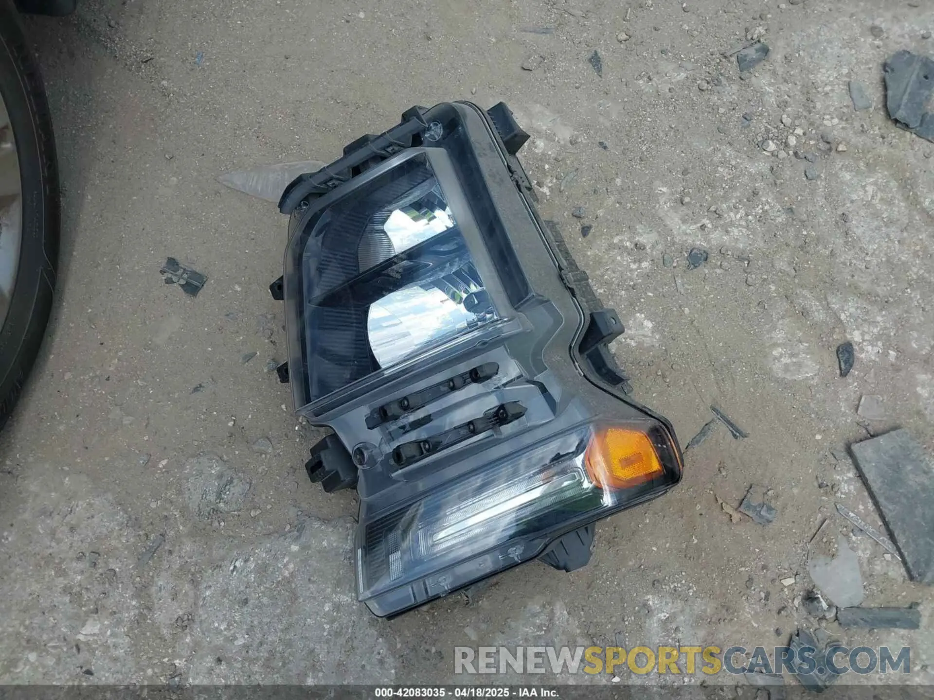 12 Photograph of a damaged car 1GC4WLE78LF155064 CHEVROLET SILVERADO 2500HD 2020