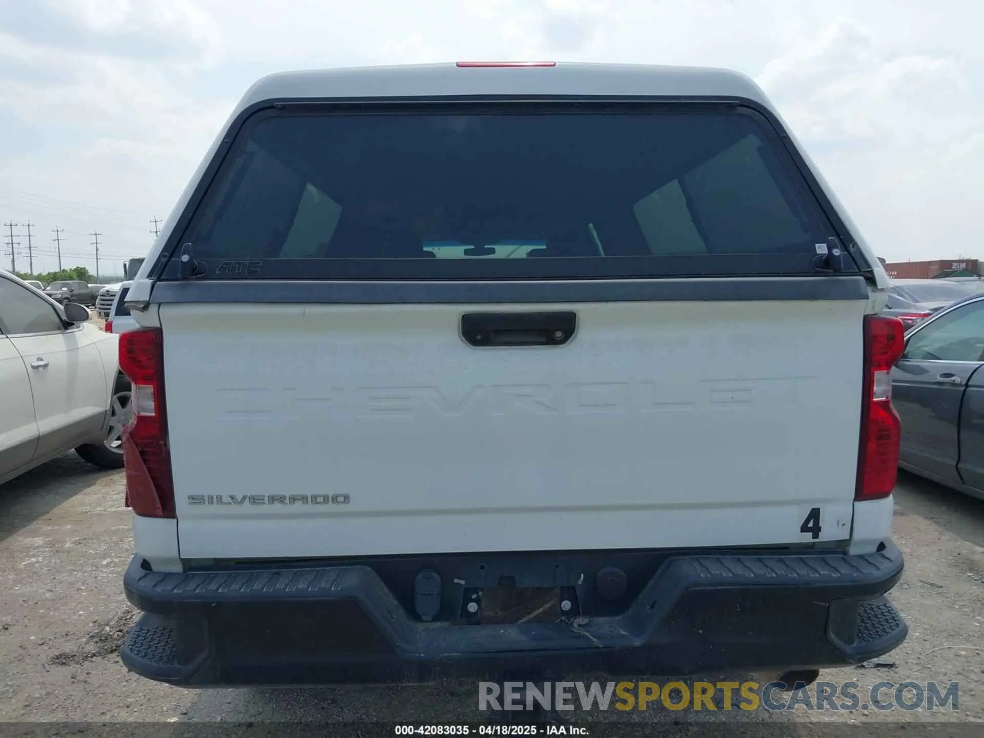 16 Photograph of a damaged car 1GC4WLE78LF155064 CHEVROLET SILVERADO 2500HD 2020