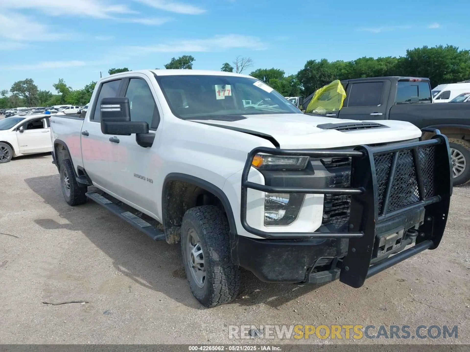 1 Photograph of a damaged car 1GC4YLE73LF313322 CHEVROLET SILVERADO 2500HD 2020