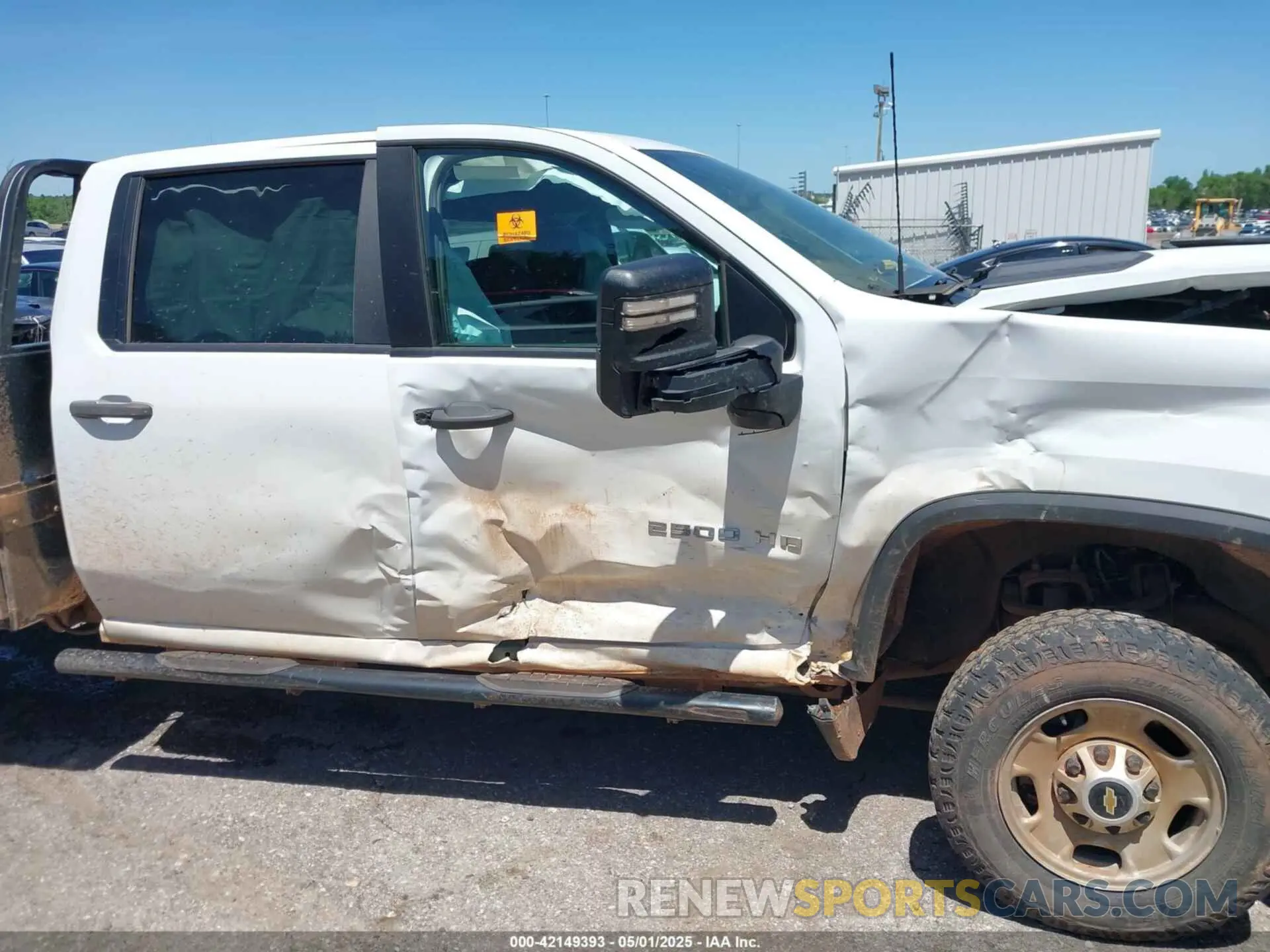 11 Photograph of a damaged car 1GC4YLE78LF105114 CHEVROLET SILVERADO 2500HD 2020