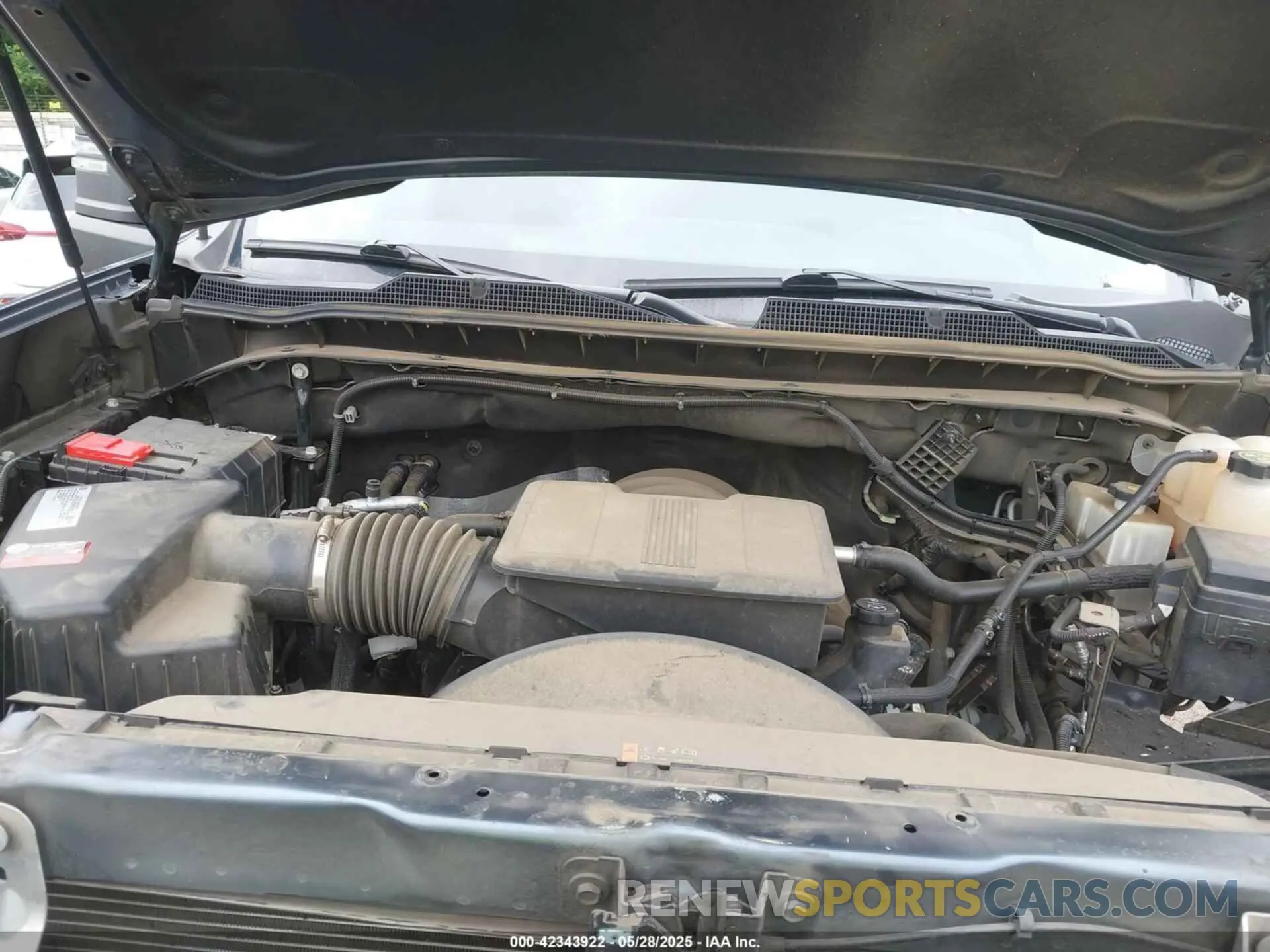 9 Photograph of a damaged car 1GC4YME74LF212375 CHEVROLET SILVERADO 2500HD 2020