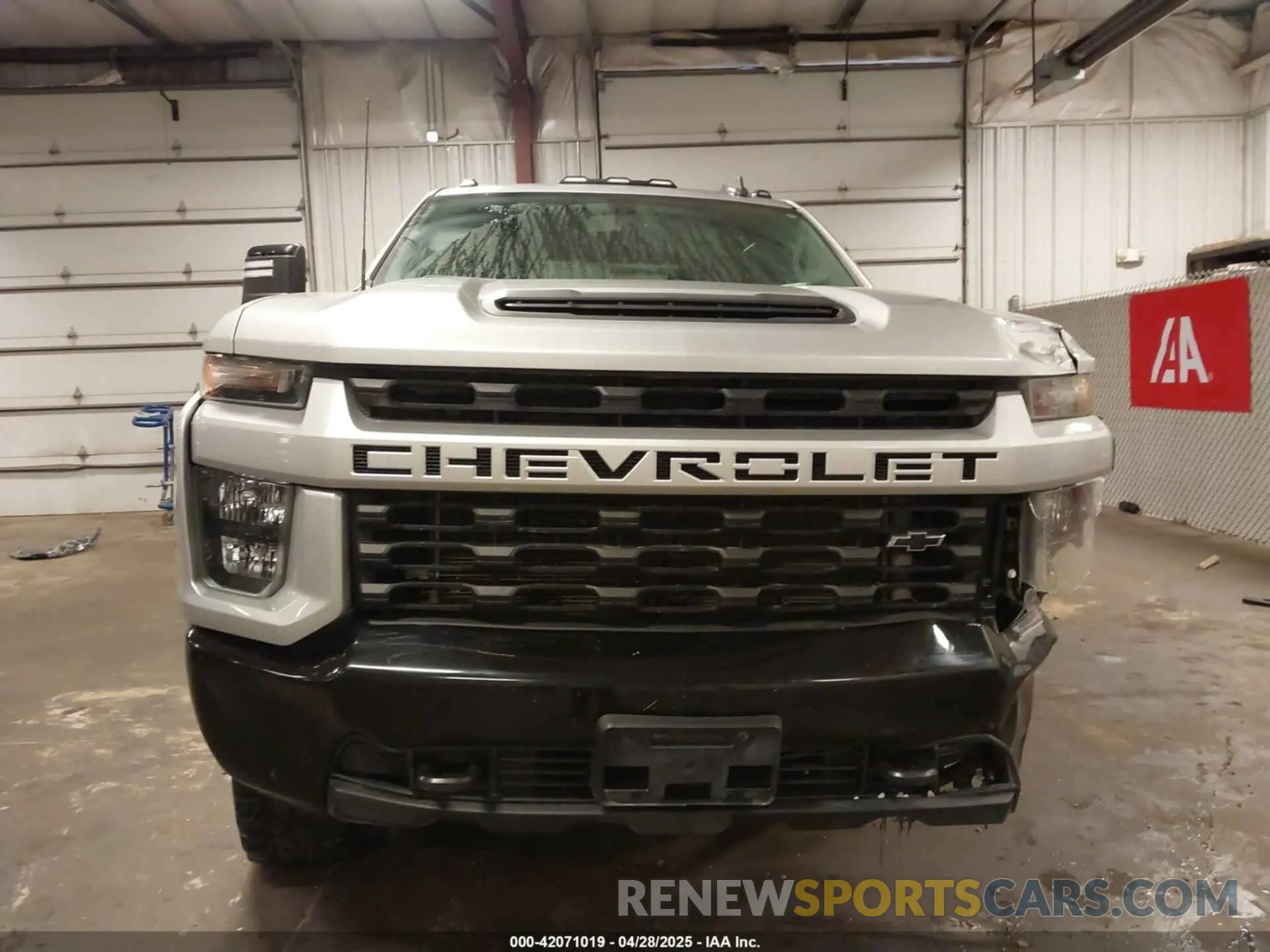 16 Photograph of a damaged car 1GC4YME79LF176506 CHEVROLET SILVERADO 2500HD 2020