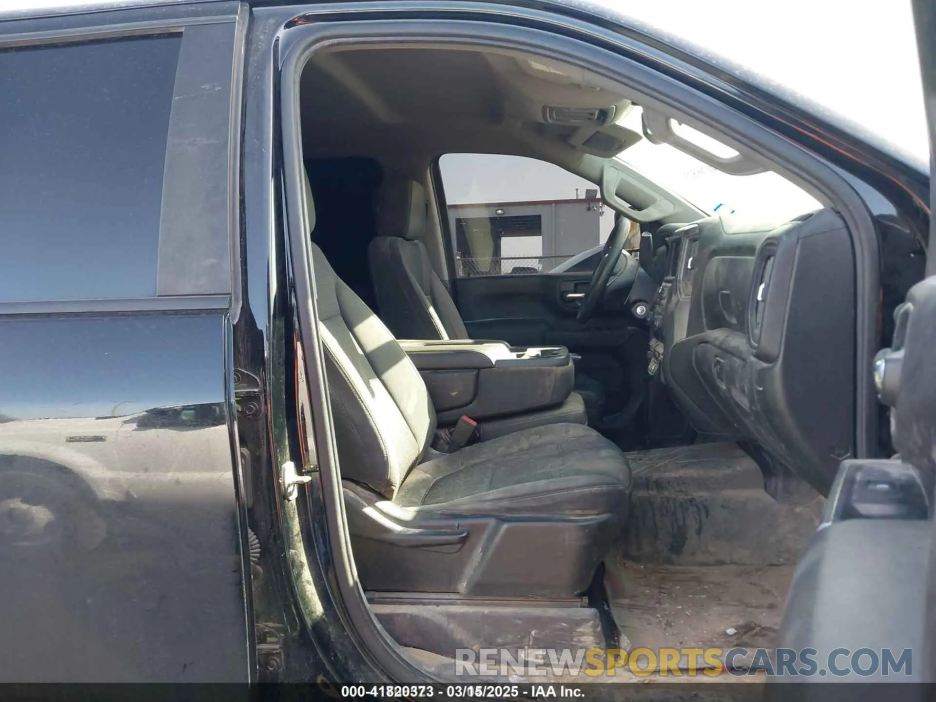 7 Photograph of a damaged car 1GC4YME7XLF306941 CHEVROLET SILVERADO 2500HD 2020