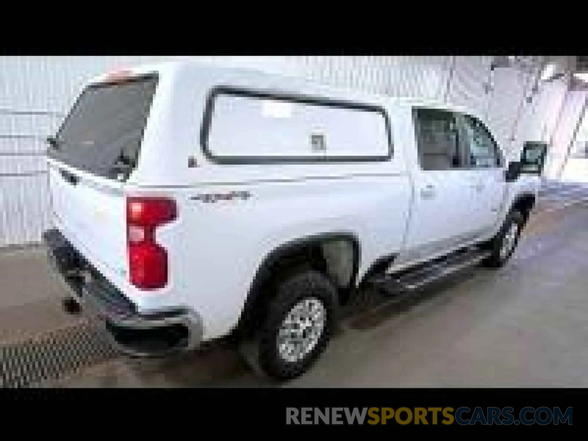 19 Photograph of a damaged car 1GC4YNE76LF307140 CHEVROLET SILVERADO 2500HD 2020