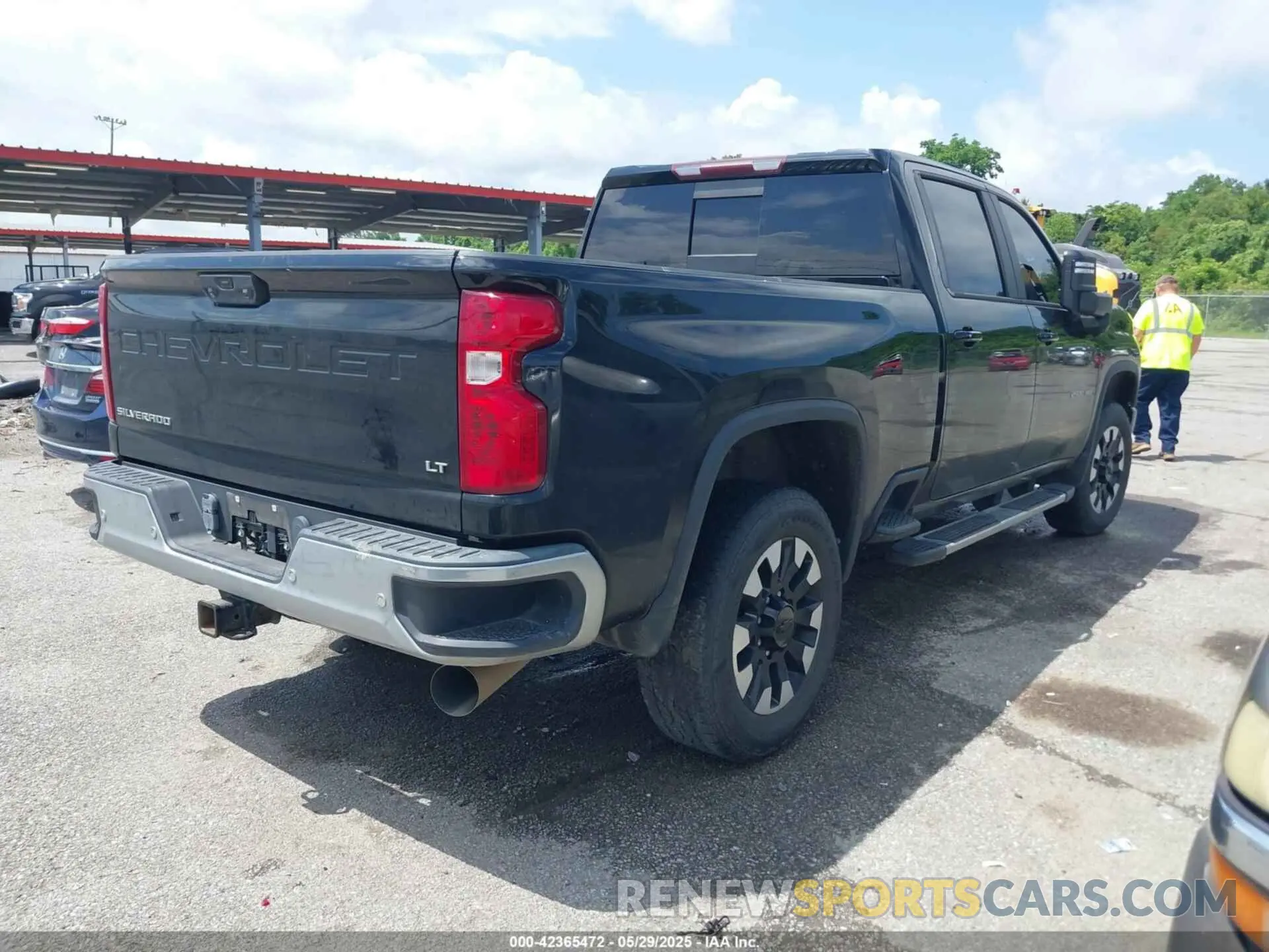 4 Photograph of a damaged car 1GC4YNEY0LF160287 CHEVROLET SILVERADO 2500HD 2020