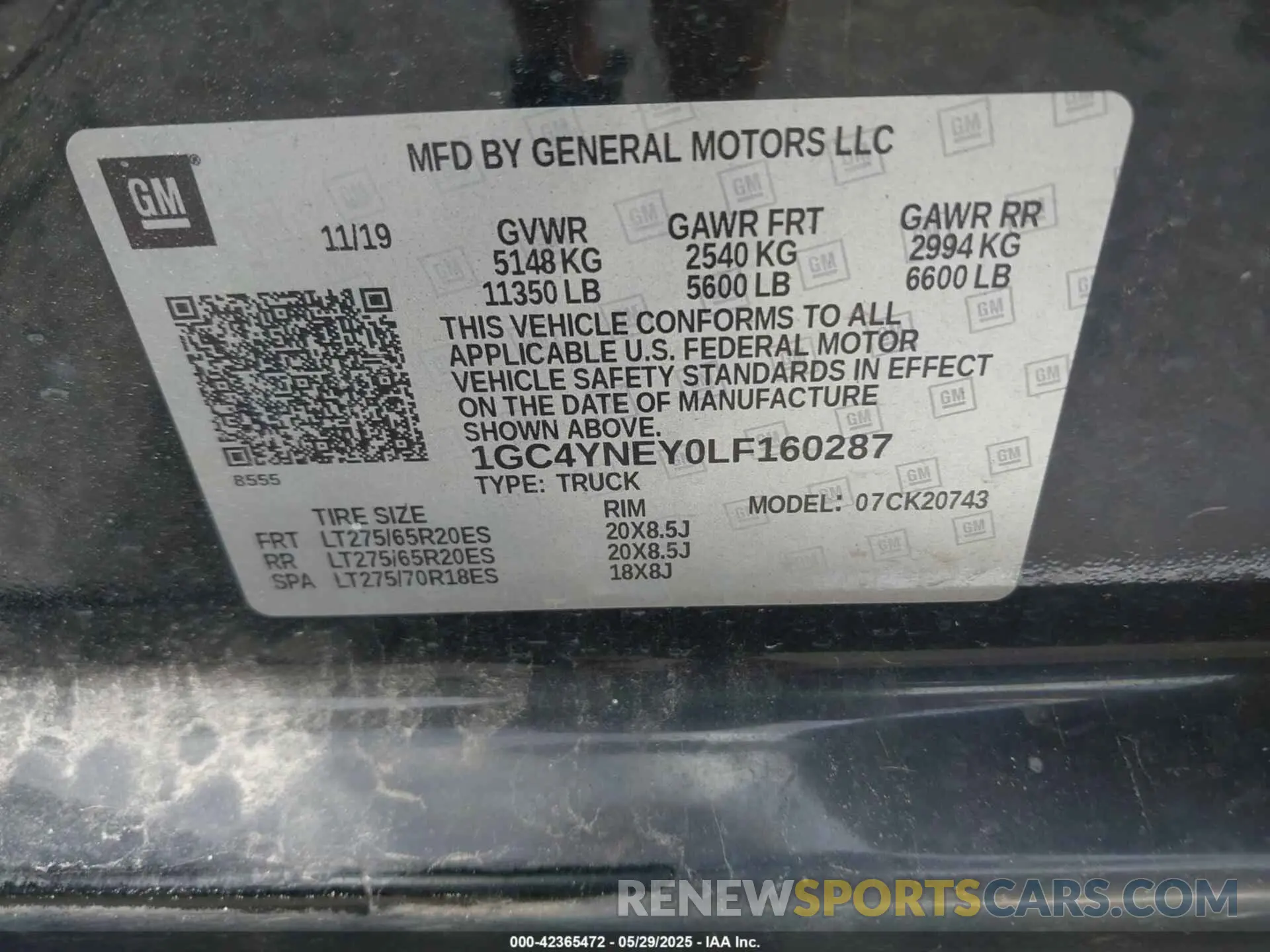 8 Photograph of a damaged car 1GC4YNEY0LF160287 CHEVROLET SILVERADO 2500HD 2020