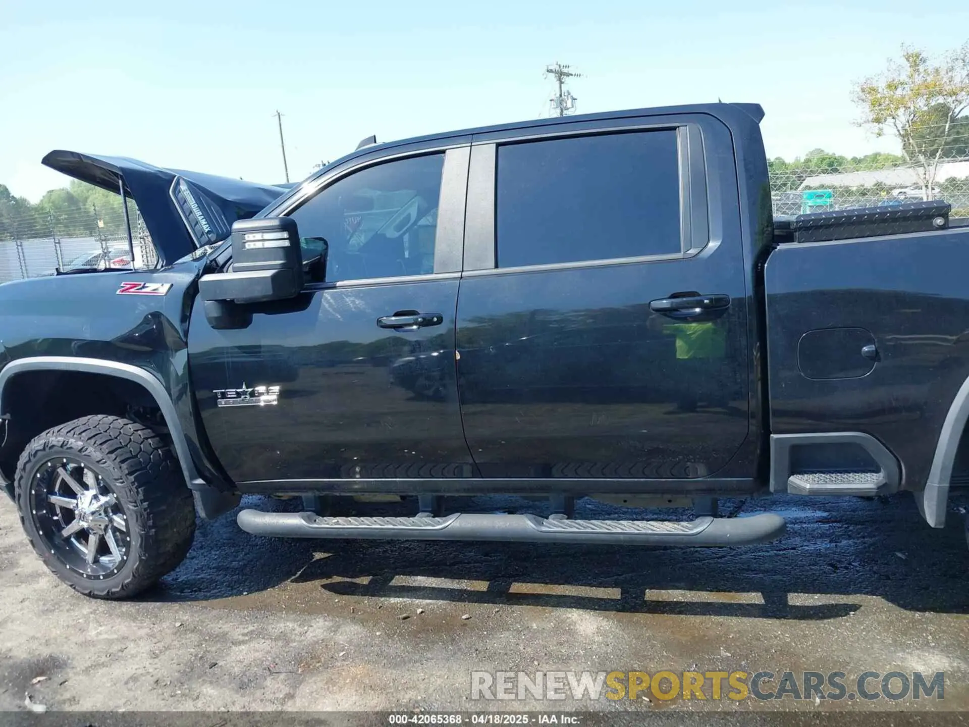 14 Photograph of a damaged car 1GC4YNEY4LF132900 CHEVROLET SILVERADO 2500HD 2020