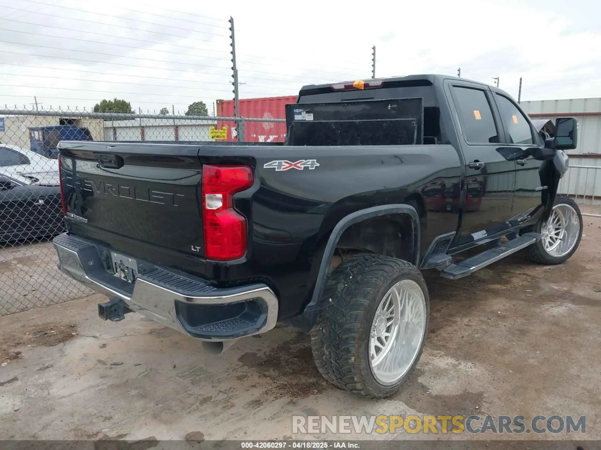 4 Photograph of a damaged car 1GC4YNEY4LF349119 CHEVROLET SILVERADO 2500HD 2020