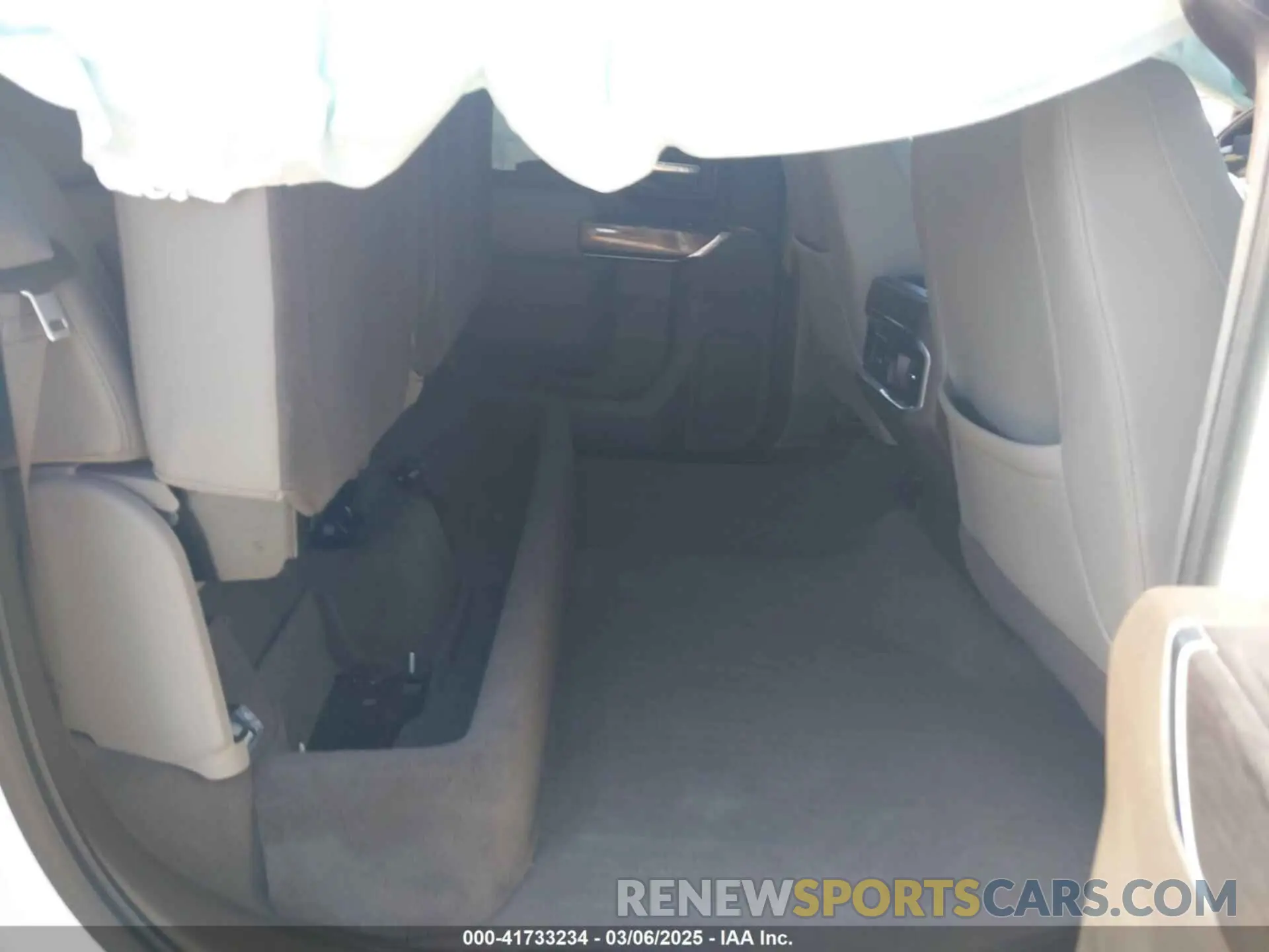 7 Photograph of a damaged car 1GC4YPE70LF119189 CHEVROLET SILVERADO 2500HD 2020