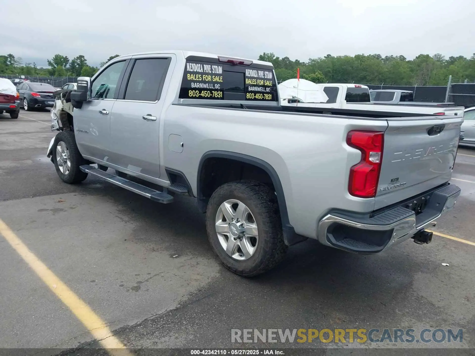 3 Photograph of a damaged car 1GC4YPEY4LF138112 CHEVROLET SILVERADO 2500HD 2020
