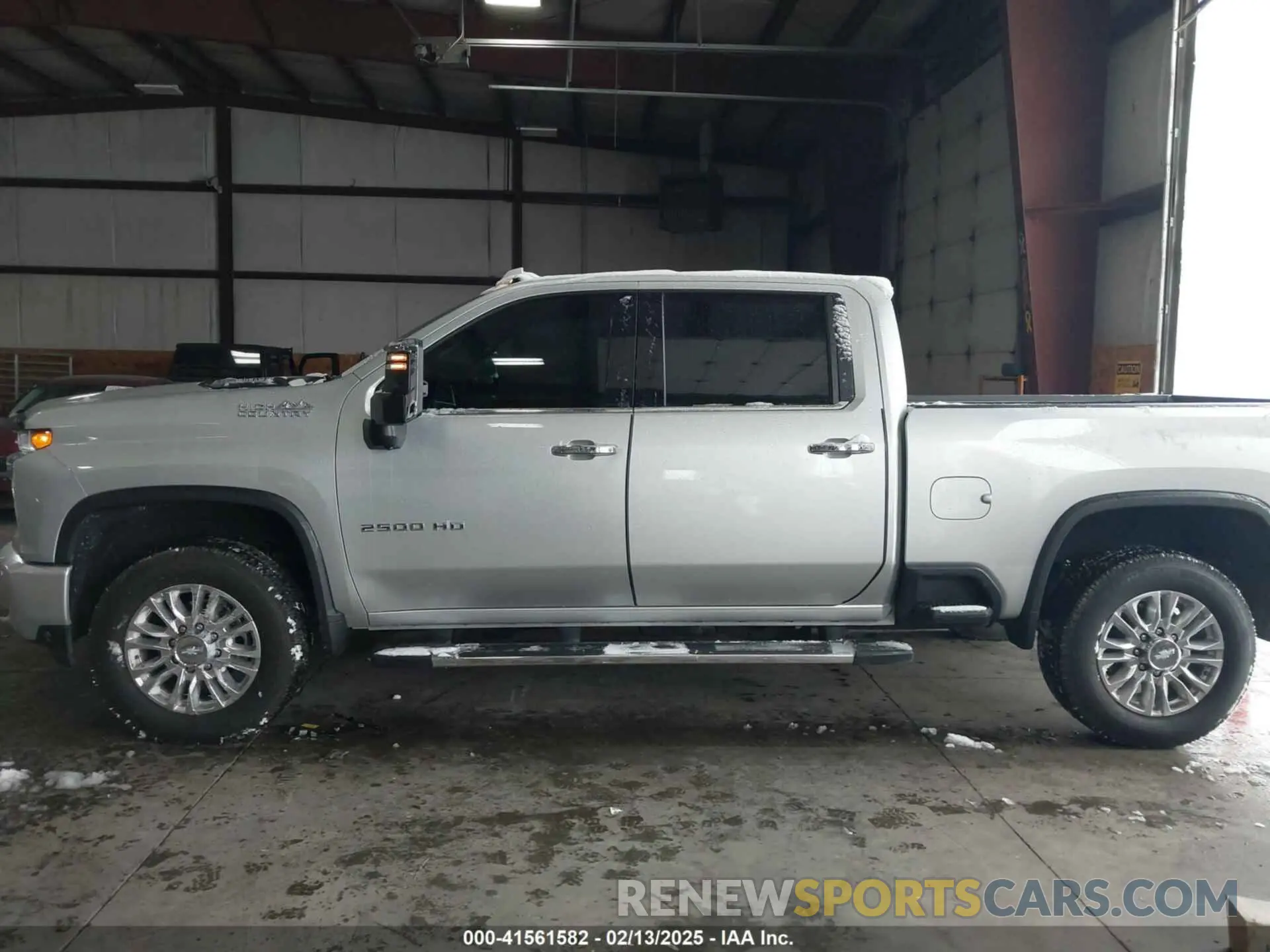 15 Photograph of a damaged car 1GC4YREYXLF190002 CHEVROLET SILVERADO 2500HD 2020