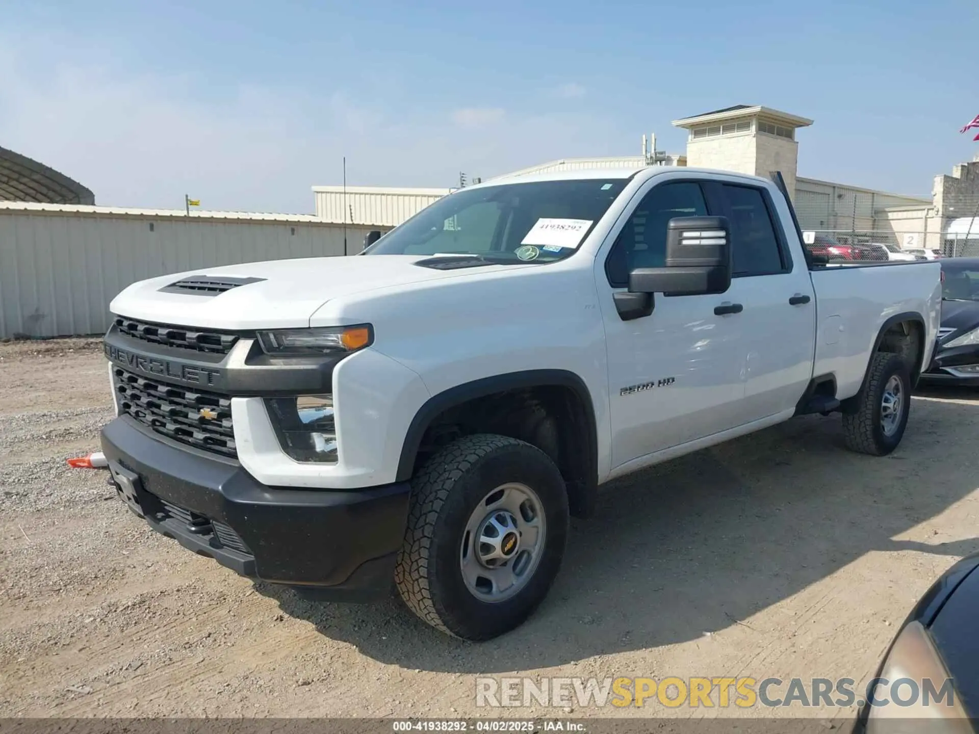 2 Photograph of a damaged car 1GC5WLE74LF239807 CHEVROLET SILVERADO 2500HD 2020