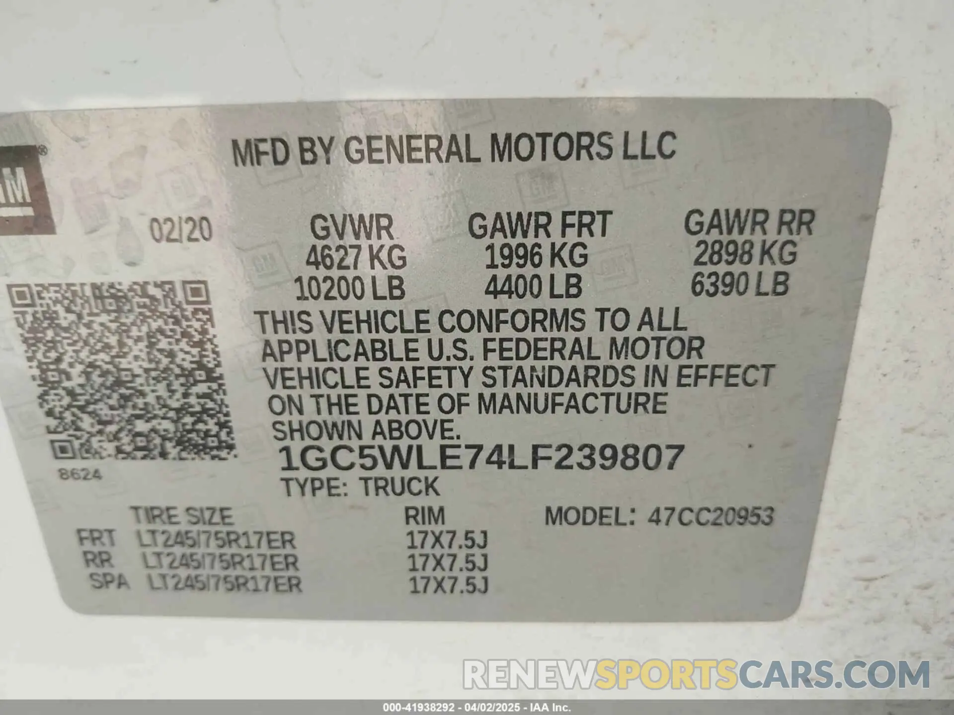 8 Photograph of a damaged car 1GC5WLE74LF239807 CHEVROLET SILVERADO 2500HD 2020