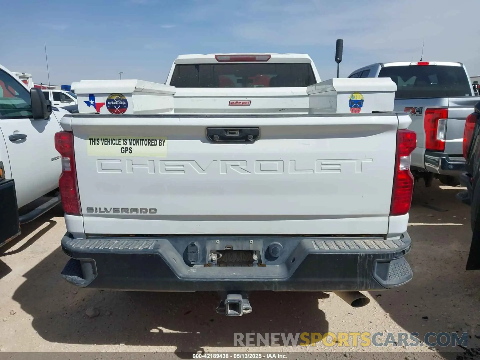 15 Photograph of a damaged car 1GC5YLE73LF300252 CHEVROLET SILVERADO 2500HD 2020