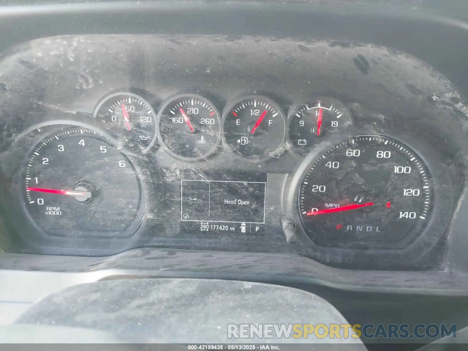 5 Photograph of a damaged car 1GC5YLE73LF300252 CHEVROLET SILVERADO 2500HD 2020
