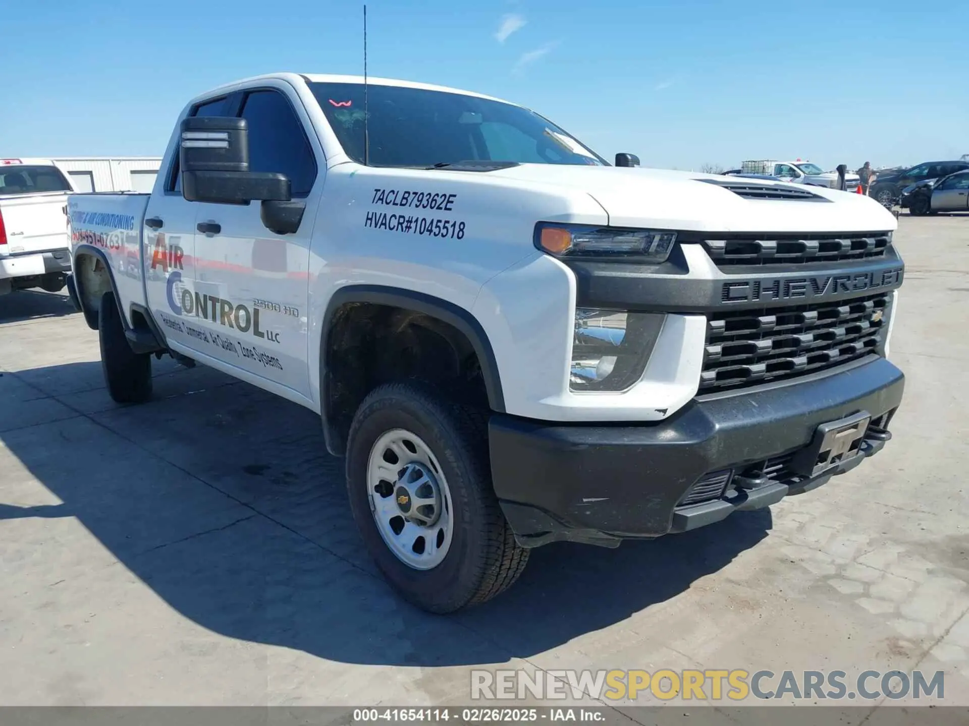 1 Photograph of a damaged car 1GC5YLE76LF230357 CHEVROLET SILVERADO 2500HD 2020