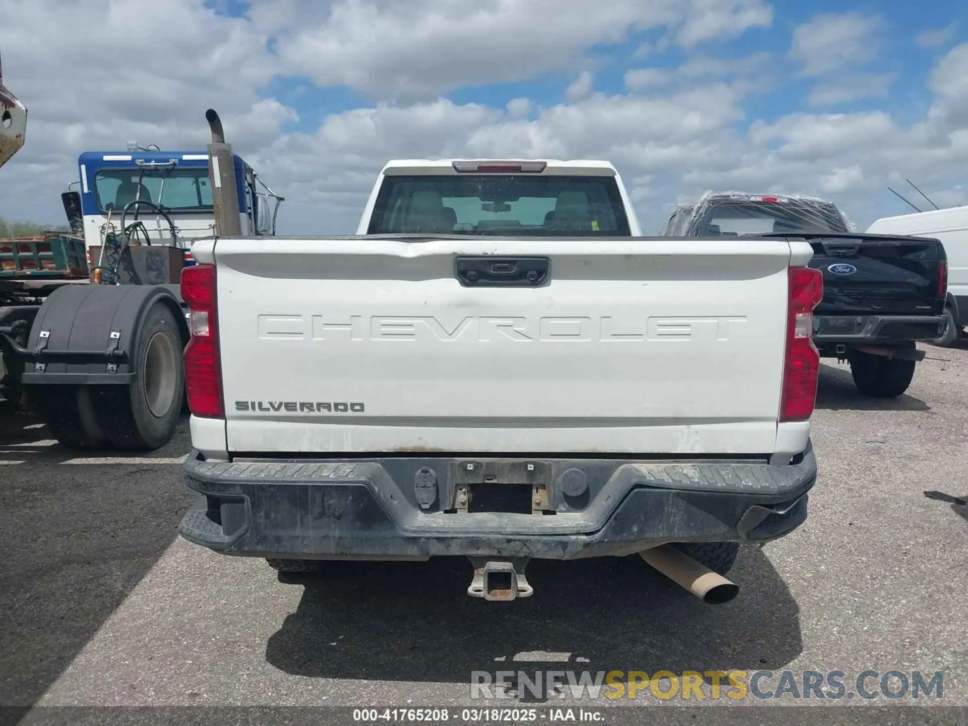 15 Photograph of a damaged car 1GC5YLE7XLF256041 CHEVROLET SILVERADO 2500HD 2020