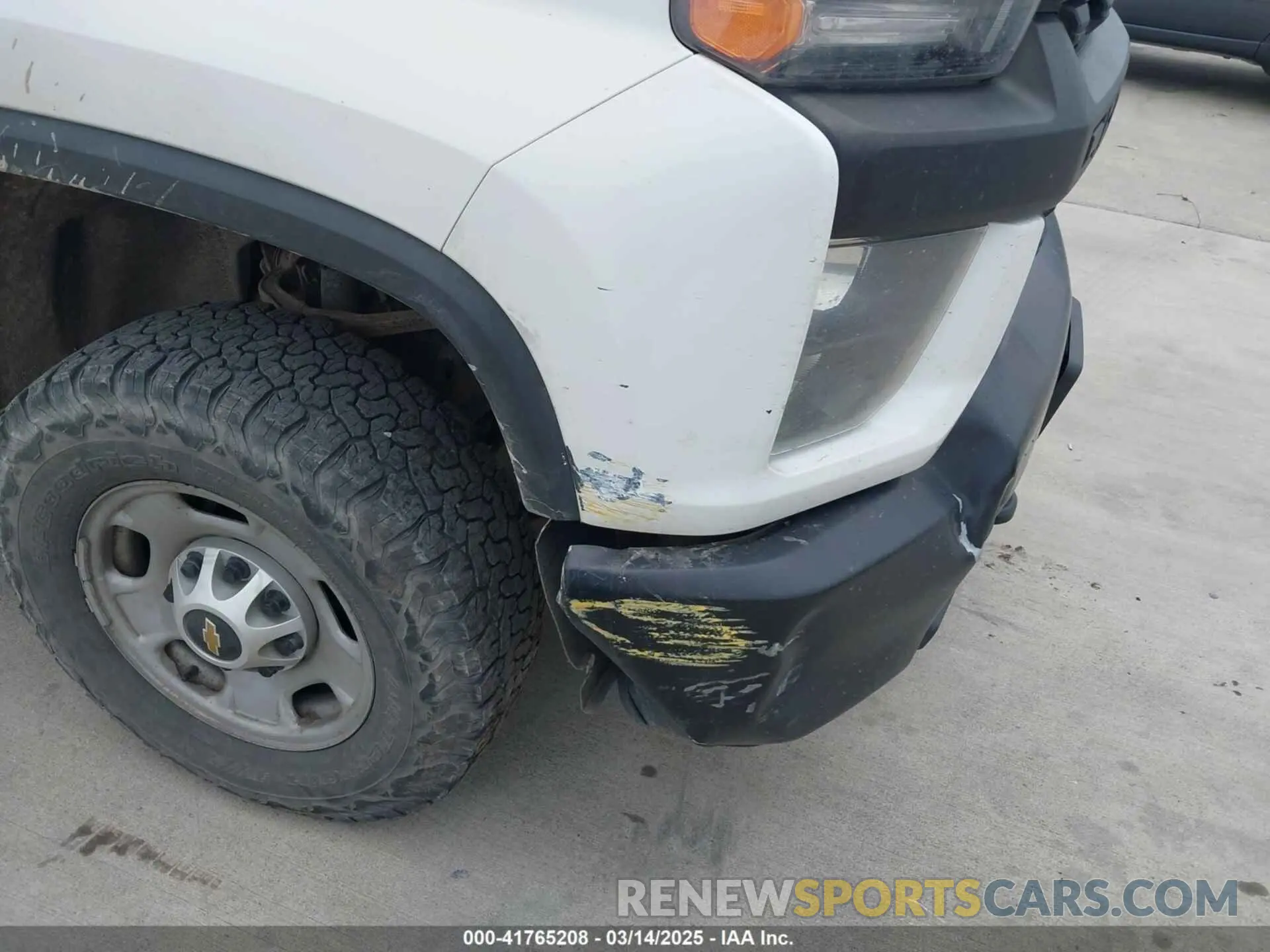 16 Photograph of a damaged car 1GC5YLE7XLF256041 CHEVROLET SILVERADO 2500HD 2020