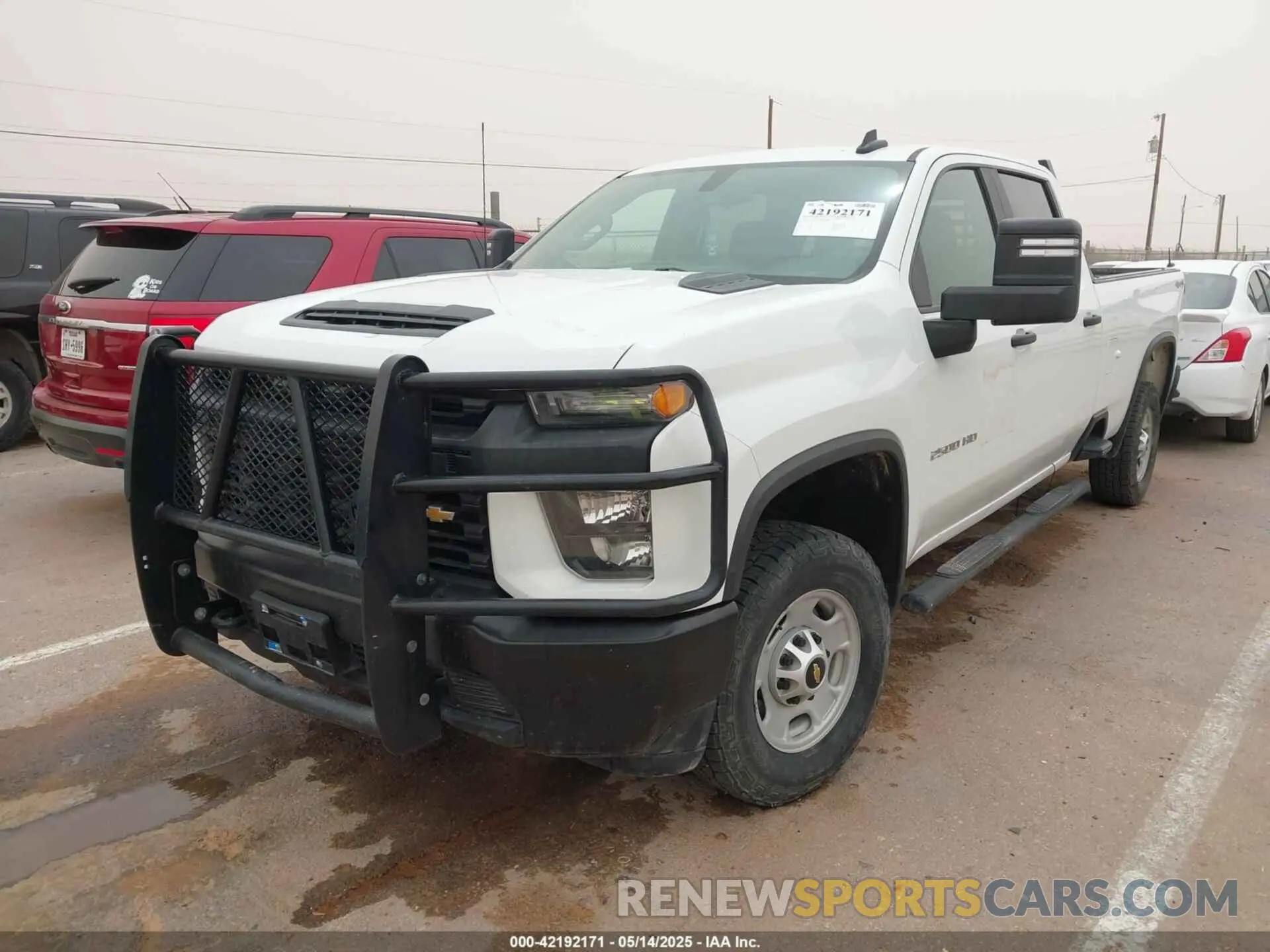 2 Photograph of a damaged car 1GC1YLE70MF136474 CHEVROLET SILVERADO 2500HD 2021