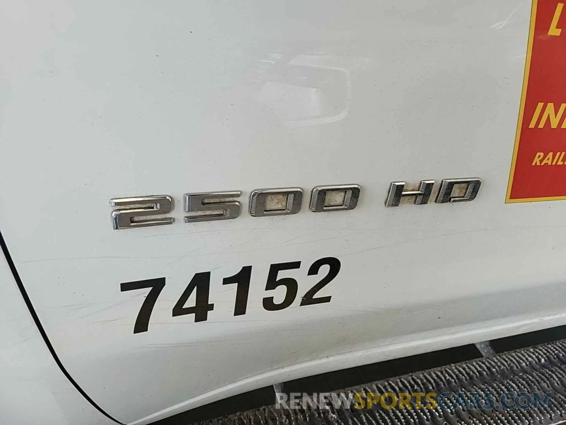 10 Photograph of a damaged car 1GC1YLE77MF132857 CHEVROLET SILVERADO 2500HD 2021