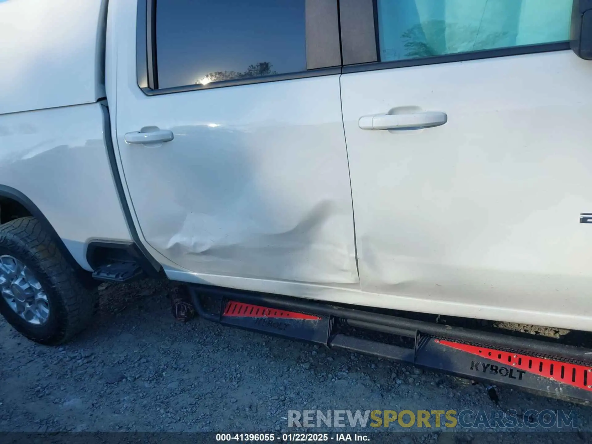 6 Photograph of a damaged car 1GC1YNEY0MF261222 CHEVROLET SILVERADO 2500HD 2021