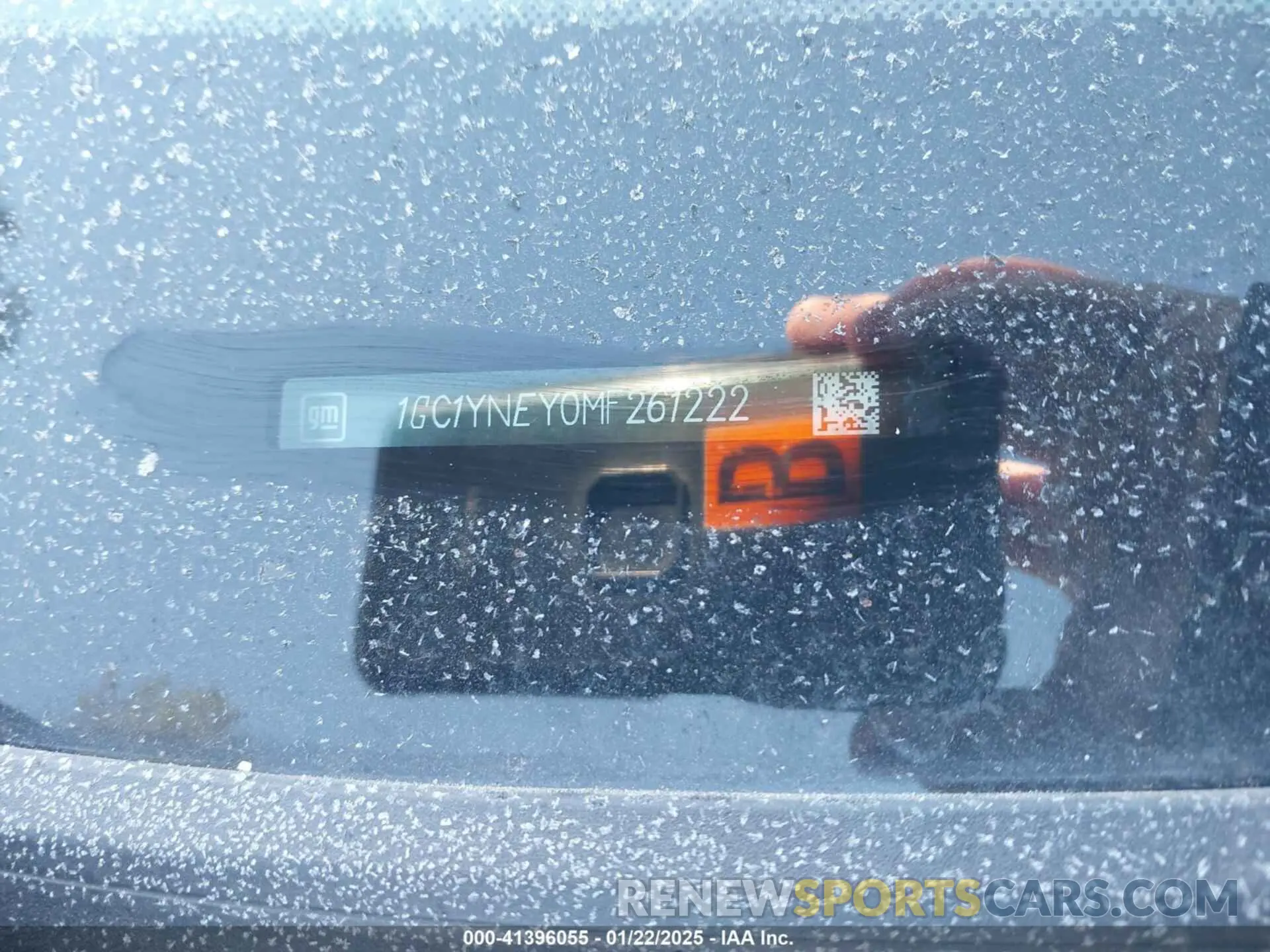 9 Photograph of a damaged car 1GC1YNEY0MF261222 CHEVROLET SILVERADO 2500HD 2021