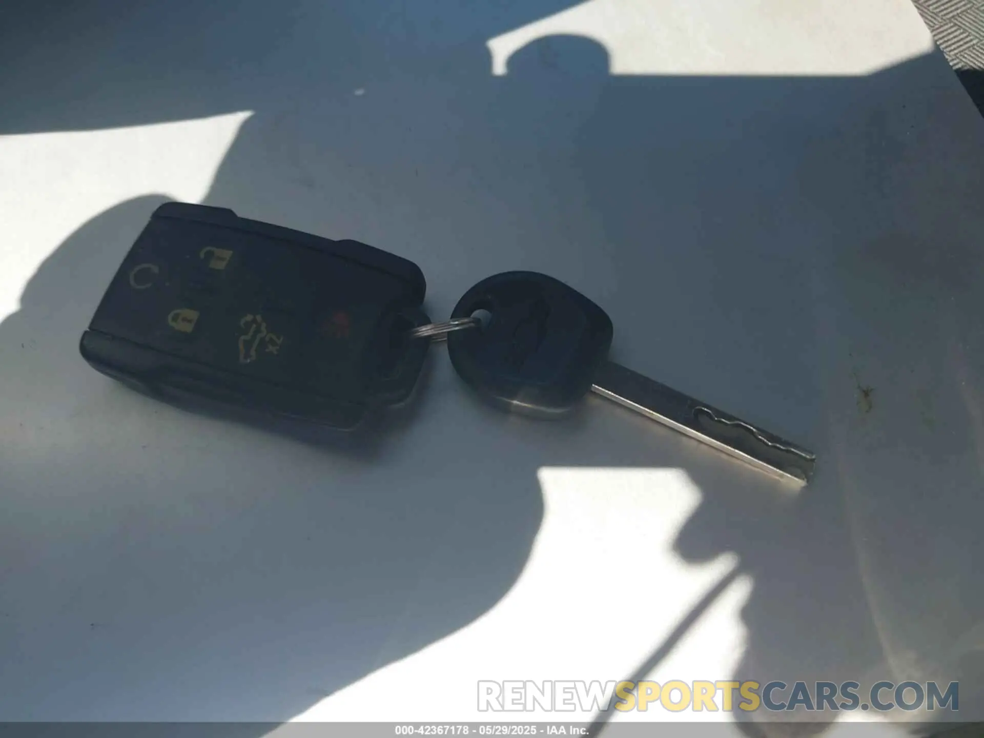 11 Photograph of a damaged car 1GC1YNEY5MF253830 CHEVROLET SILVERADO 2500HD 2021