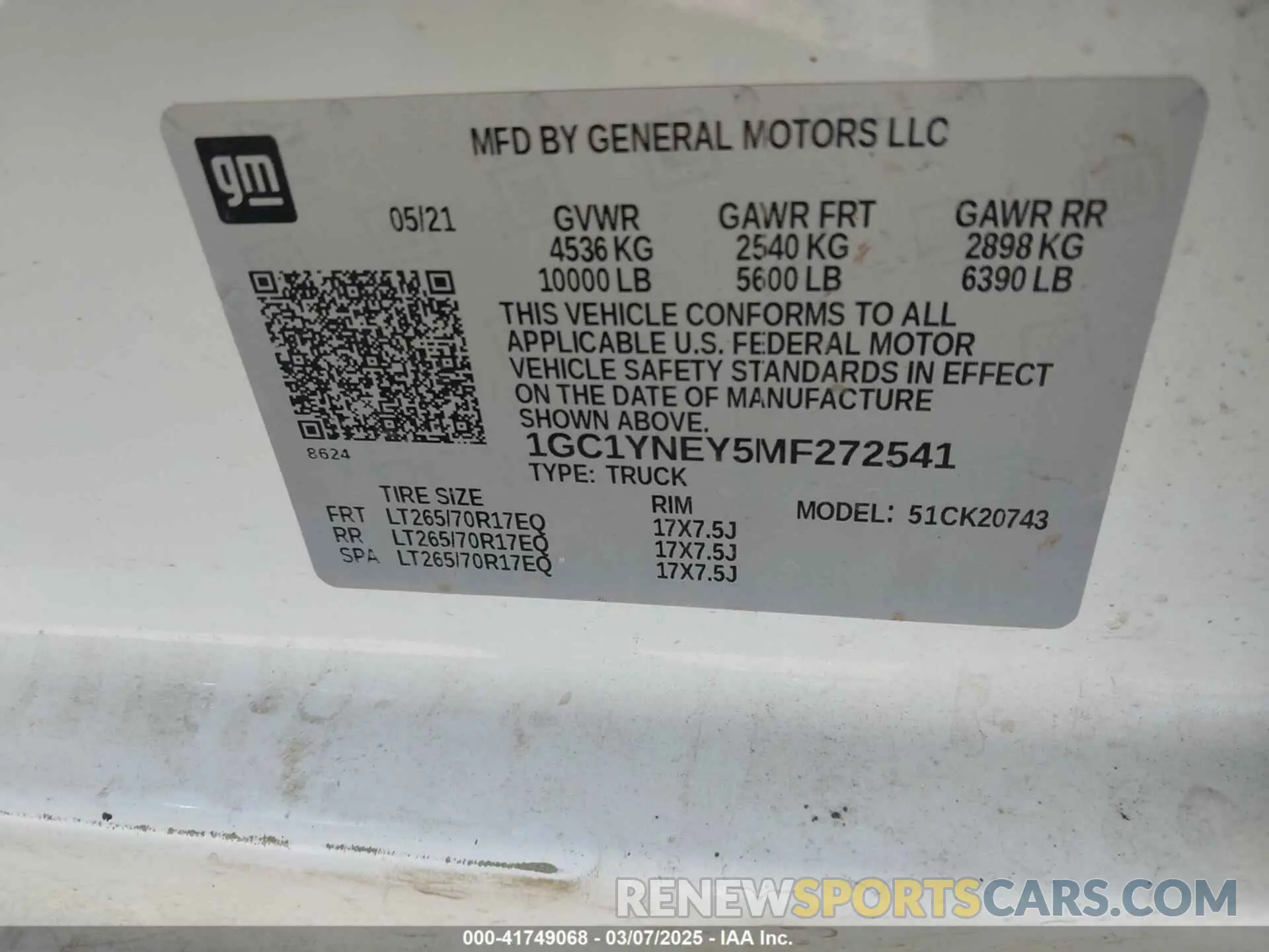 9 Photograph of a damaged car 1GC1YNEY5MF272541 CHEVROLET SILVERADO 2500HD 2021