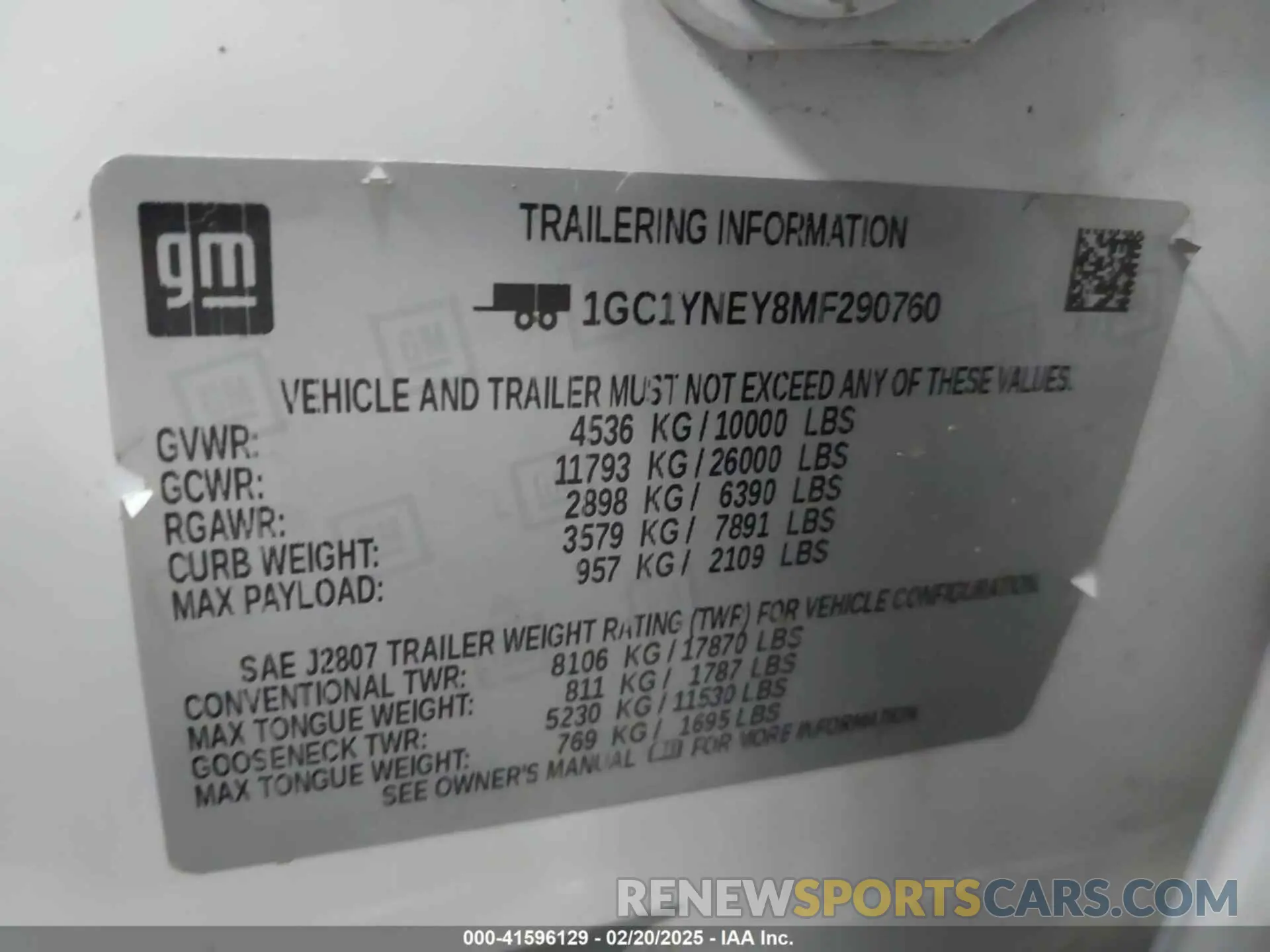 9 Photograph of a damaged car 1GC1YNEY8MF290760 CHEVROLET SILVERADO 2500HD 2021