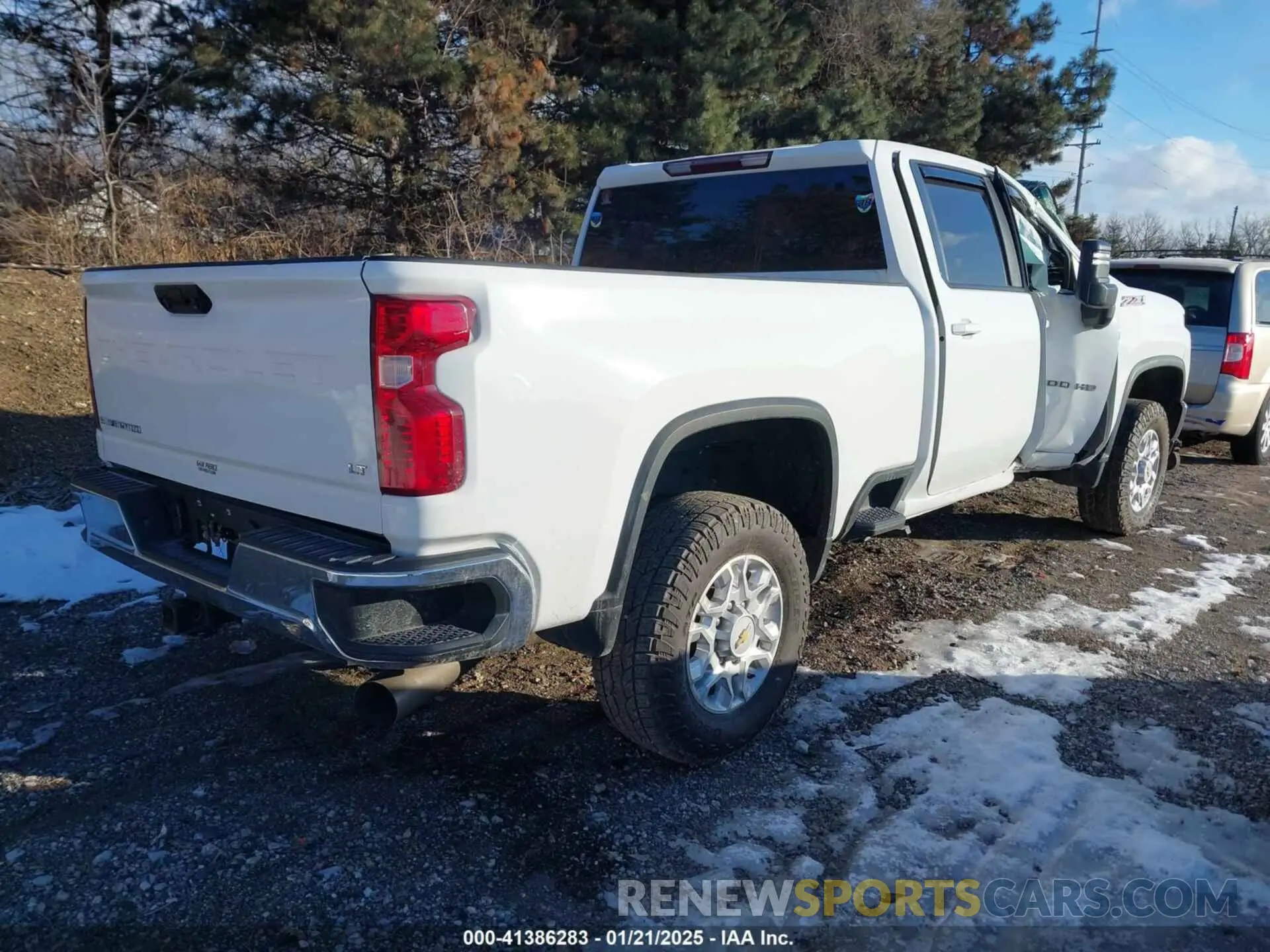 4 Photograph of a damaged car 1GC1YNEY9MF303046 CHEVROLET SILVERADO 2500HD 2021