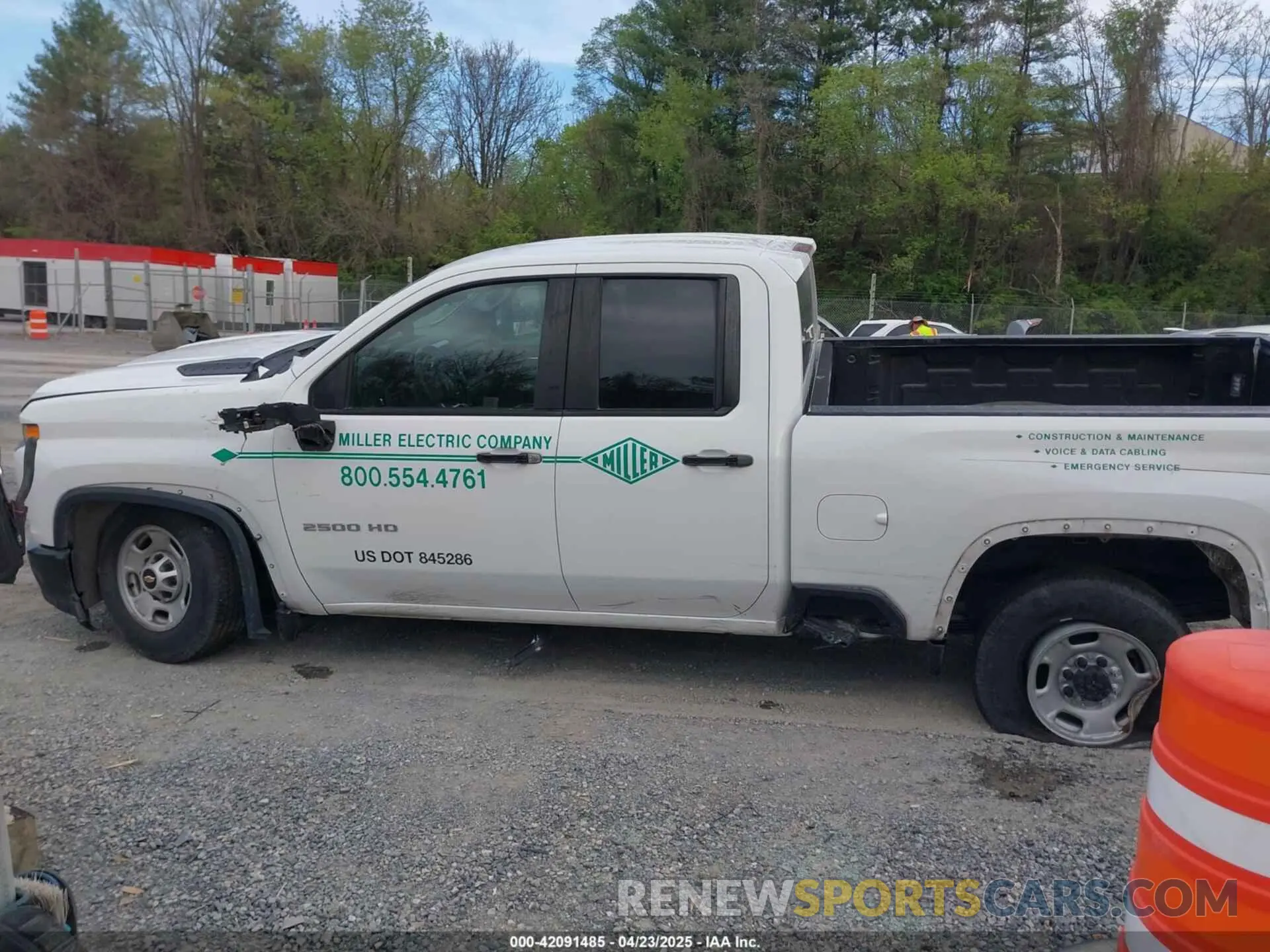 13 Photograph of a damaged car 1GC2WLE7XMF224765 CHEVROLET SILVERADO 2500HD 2021