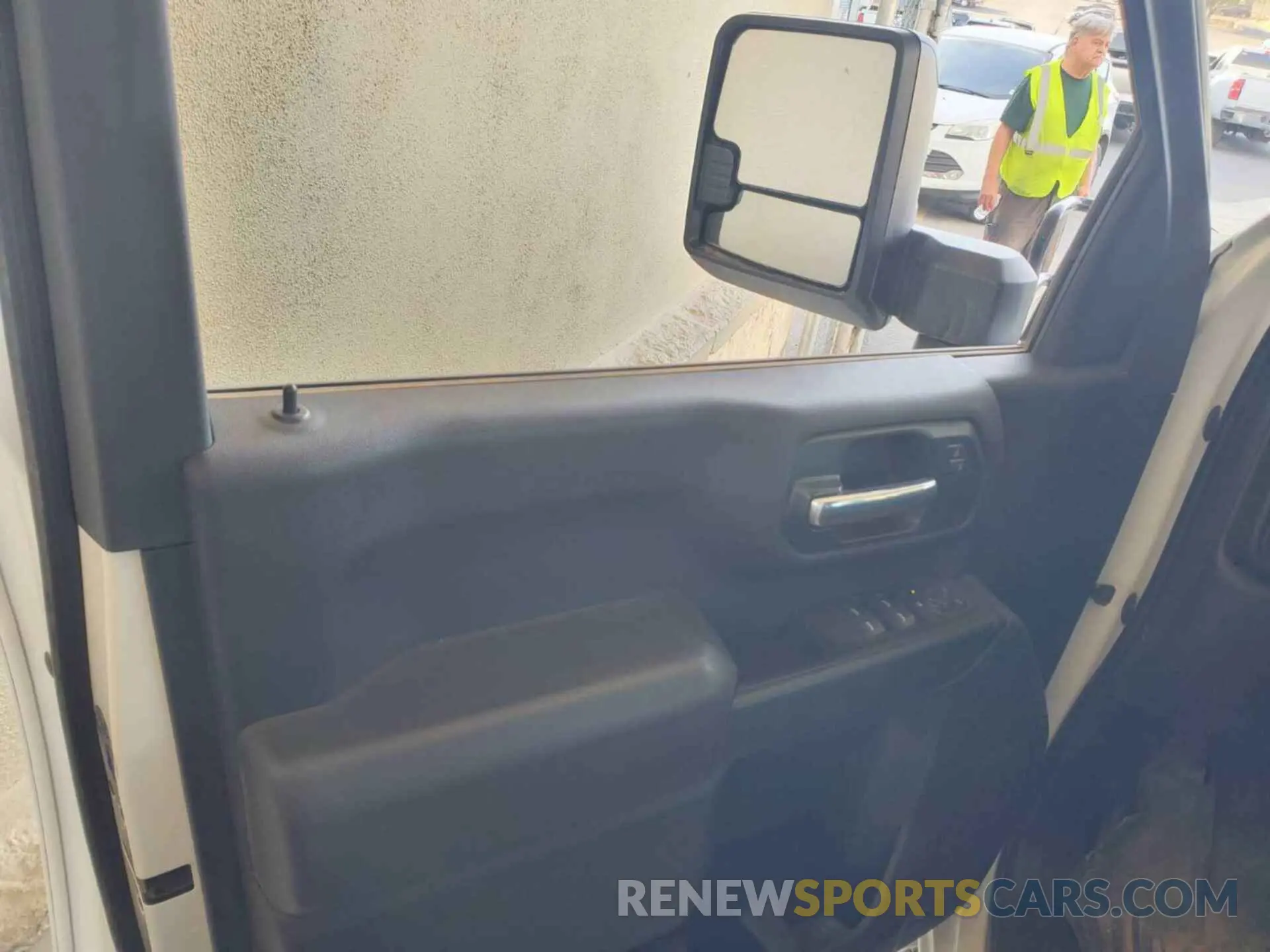 1 Photograph of a damaged car 1GC2YLE70MF131909 CHEVROLET SILVERADO 2500HD 2021
