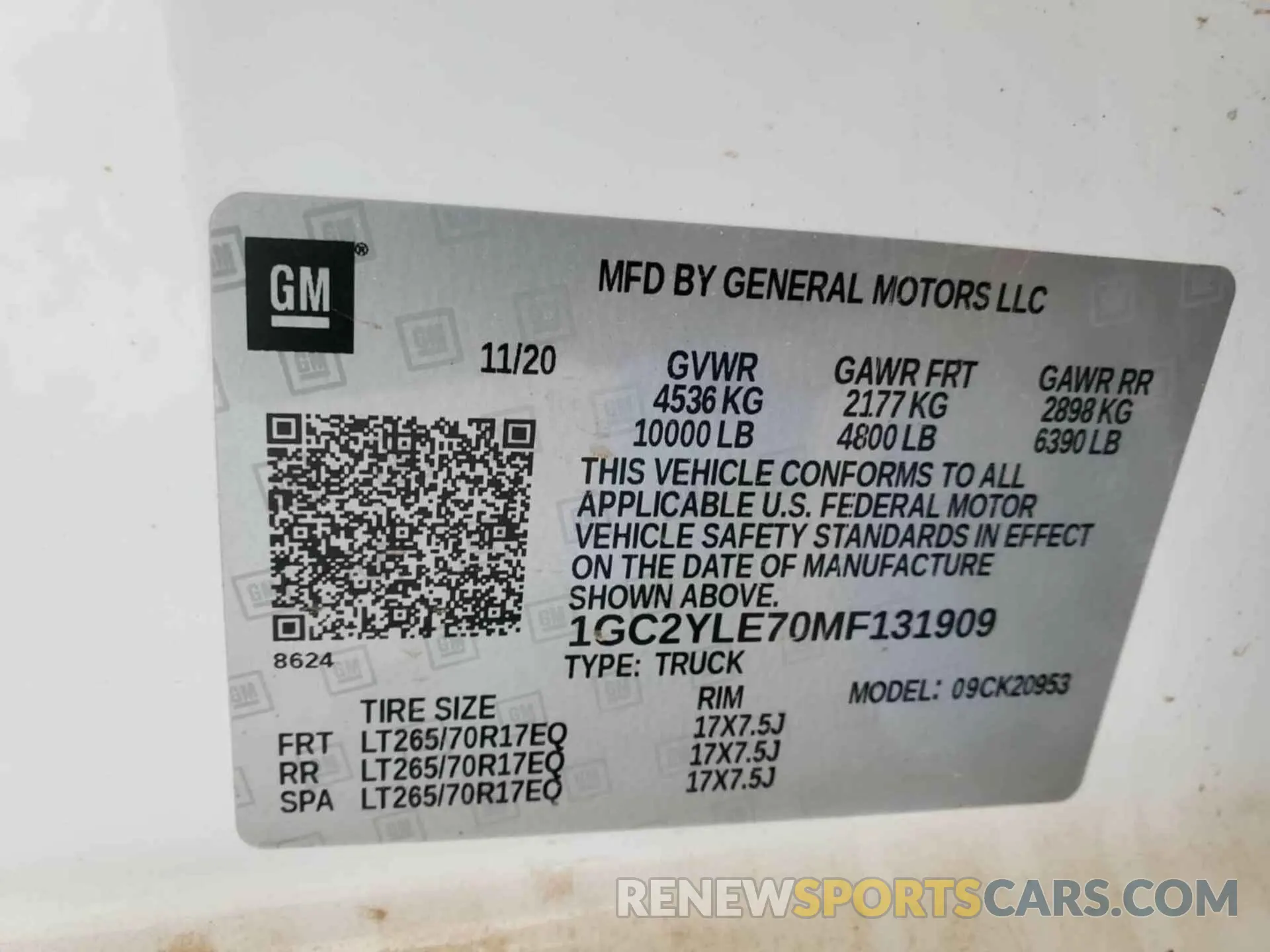 12 Photograph of a damaged car 1GC2YLE70MF131909 CHEVROLET SILVERADO 2500HD 2021
