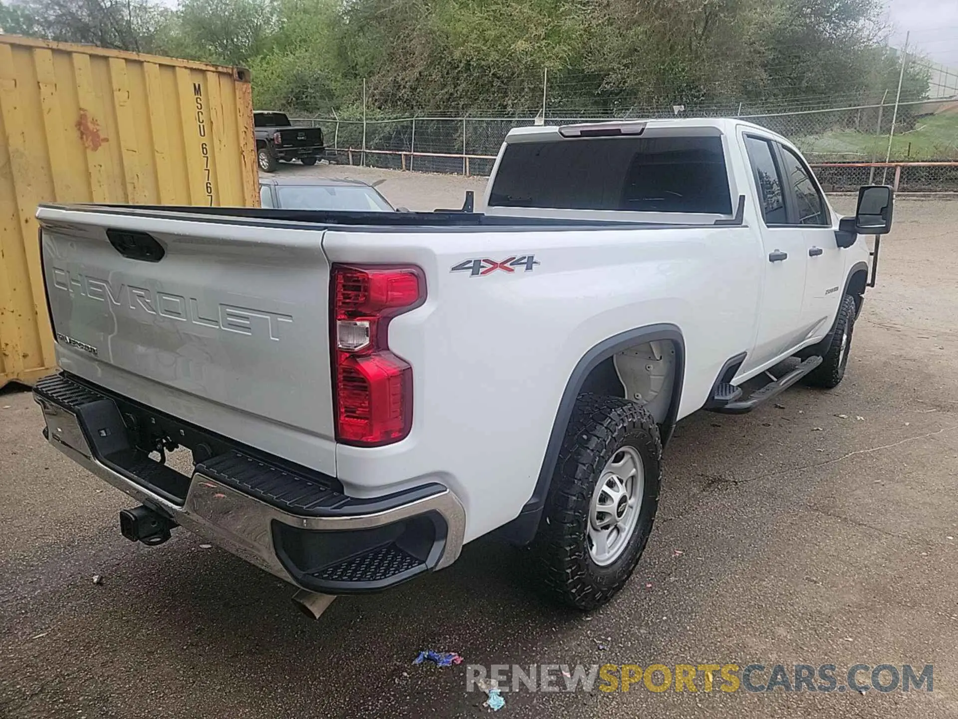 19 Photograph of a damaged car 1GC2YLE70MF131909 CHEVROLET SILVERADO 2500HD 2021
