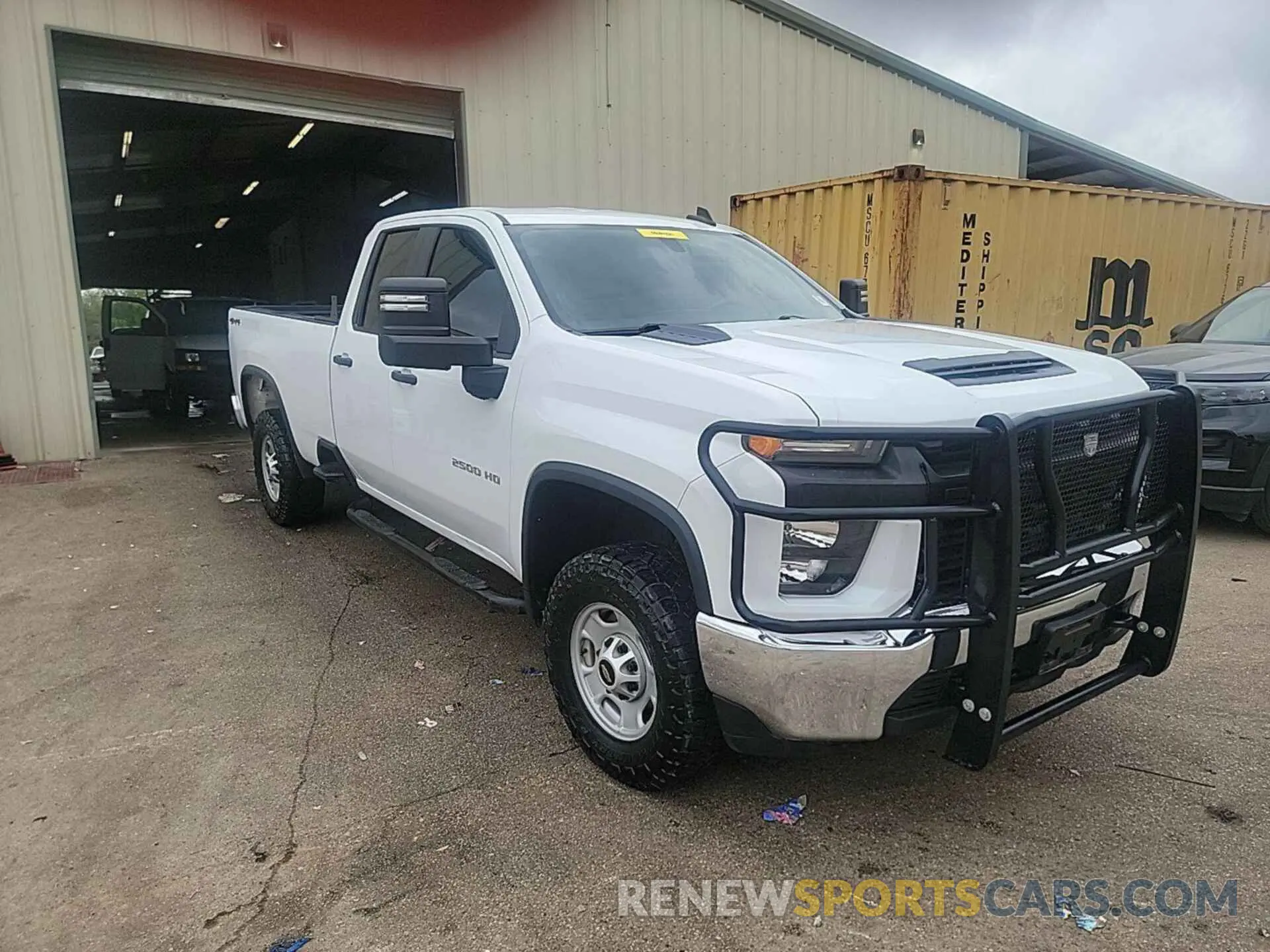 26 Photograph of a damaged car 1GC2YLE70MF131909 CHEVROLET SILVERADO 2500HD 2021