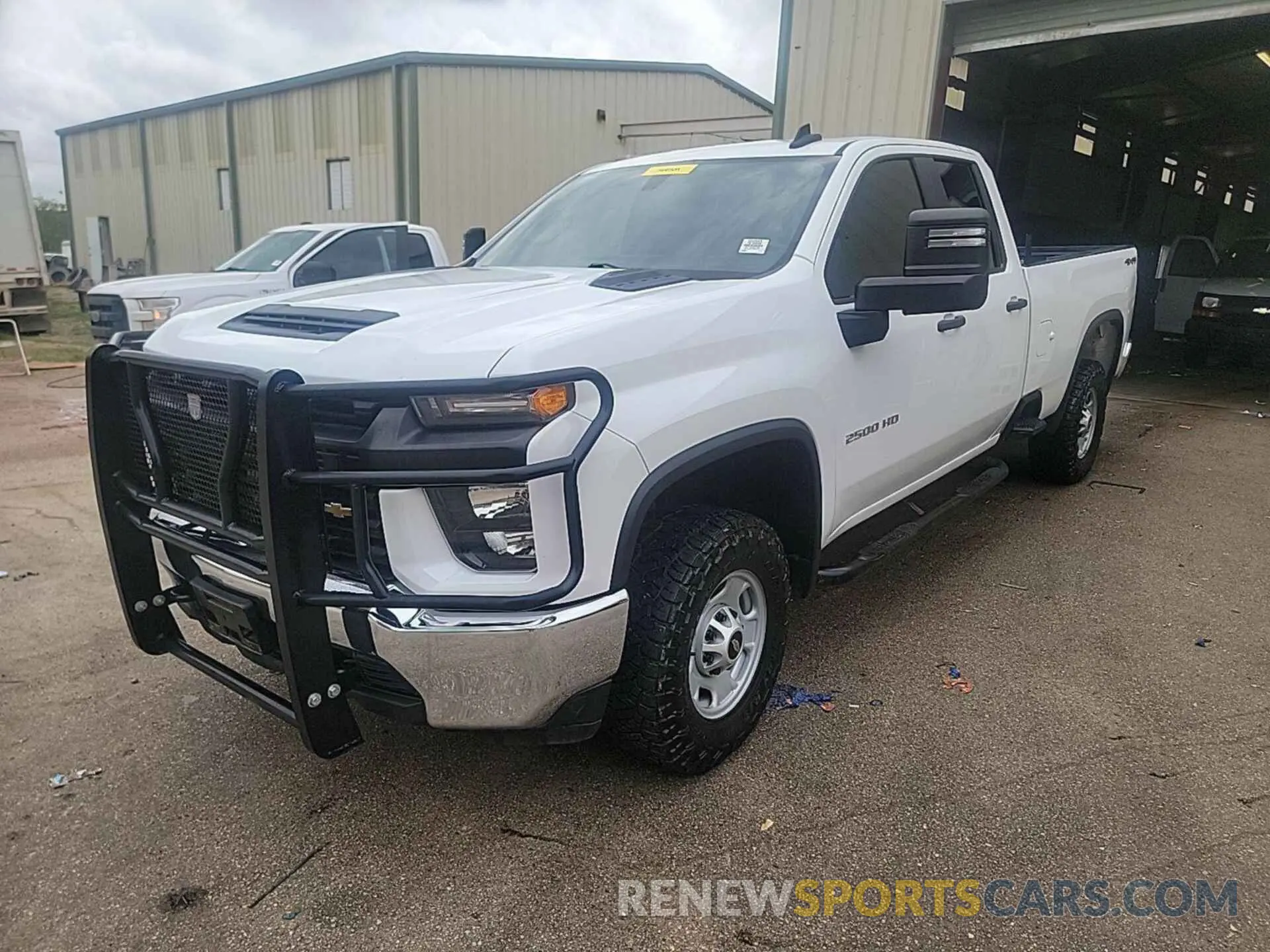 6 Photograph of a damaged car 1GC2YLE70MF131909 CHEVROLET SILVERADO 2500HD 2021