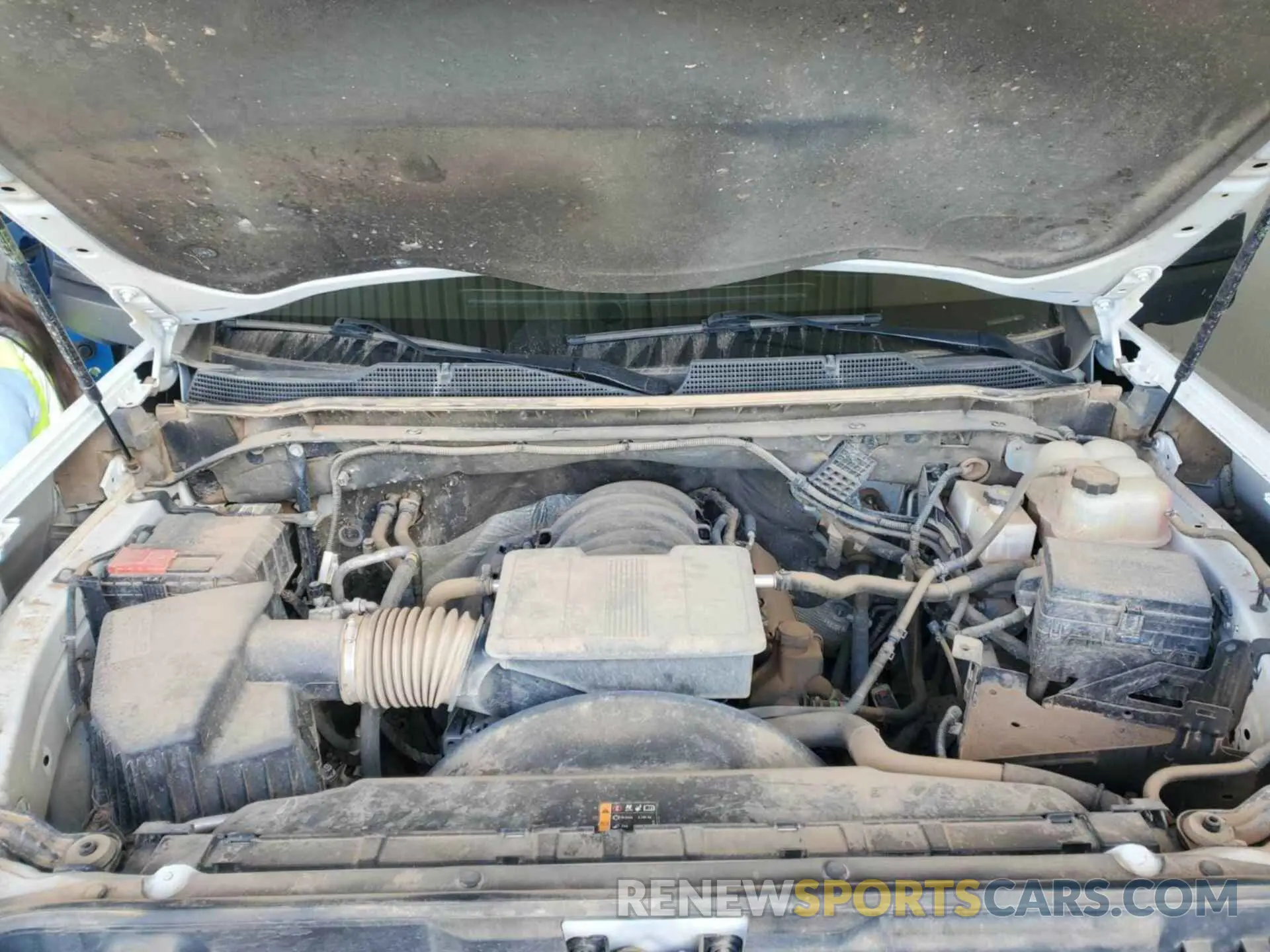 9 Photograph of a damaged car 1GC2YLE70MF131909 CHEVROLET SILVERADO 2500HD 2021