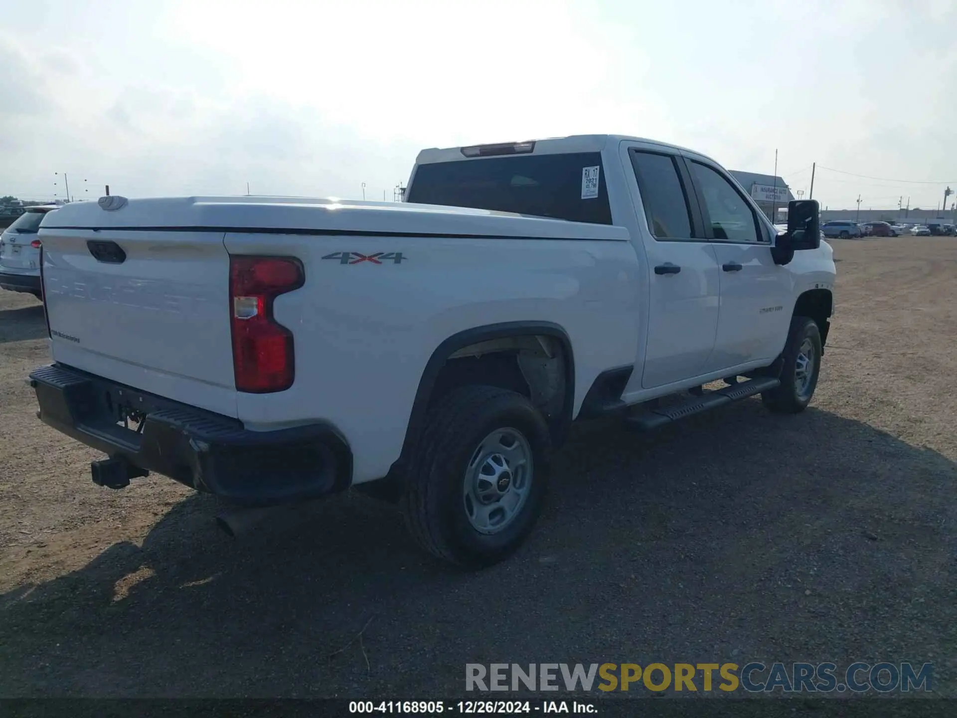 4 Photograph of a damaged car 1GC2YLE73MF250957 CHEVROLET SILVERADO 2500HD 2021