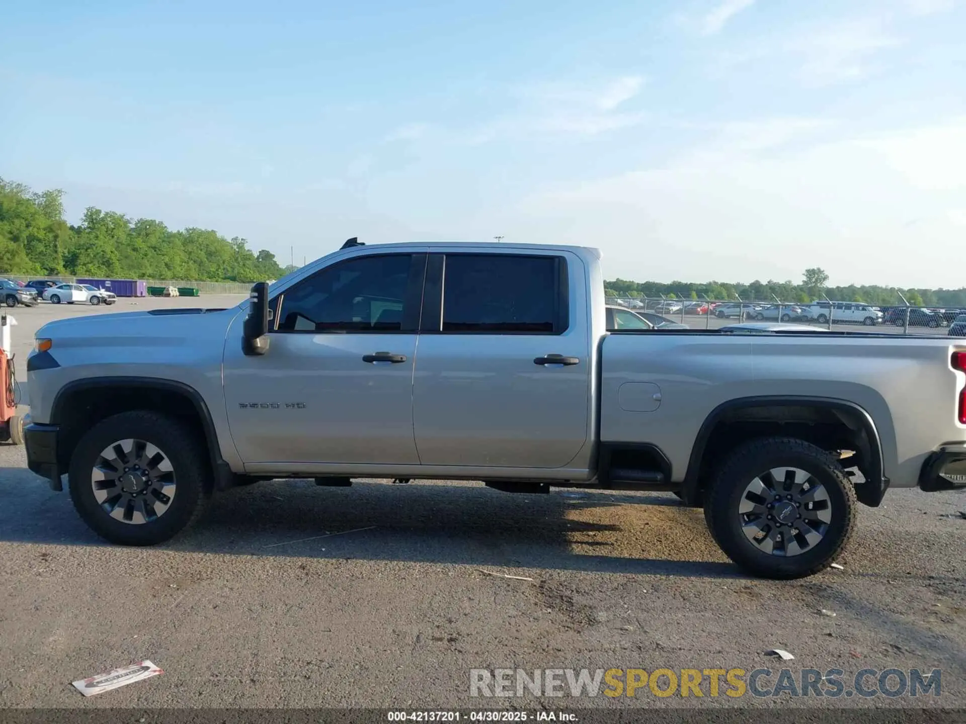 14 Photograph of a damaged car 1GC4WME70MF305286 CHEVROLET SILVERADO 2500HD 2021
